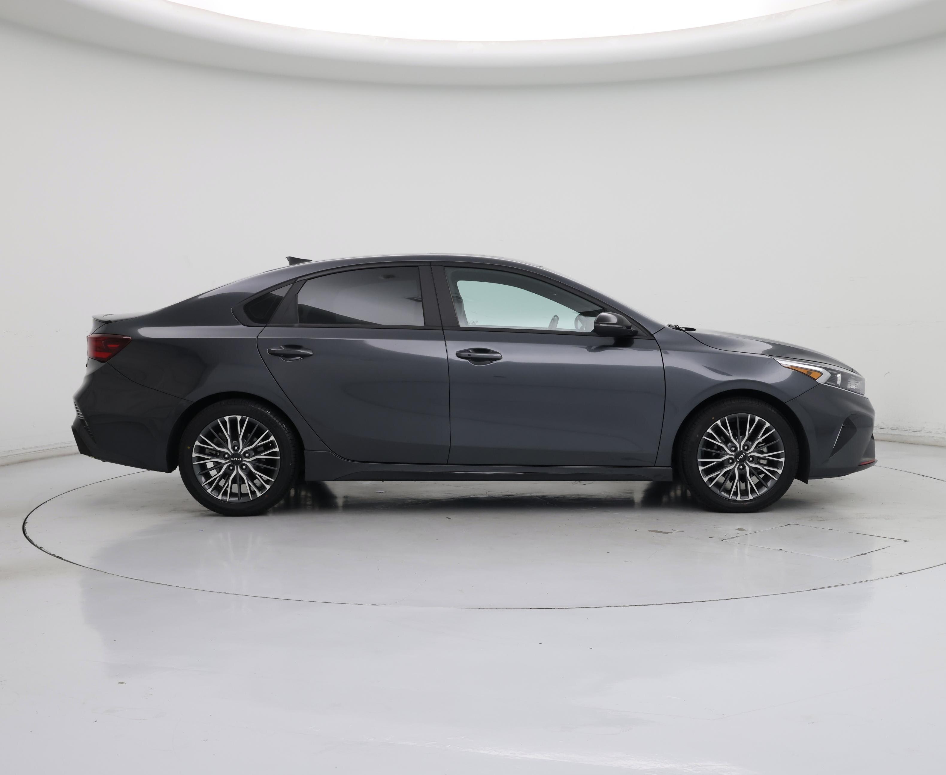 Thumbnail: 2023 Kia Forte - 7