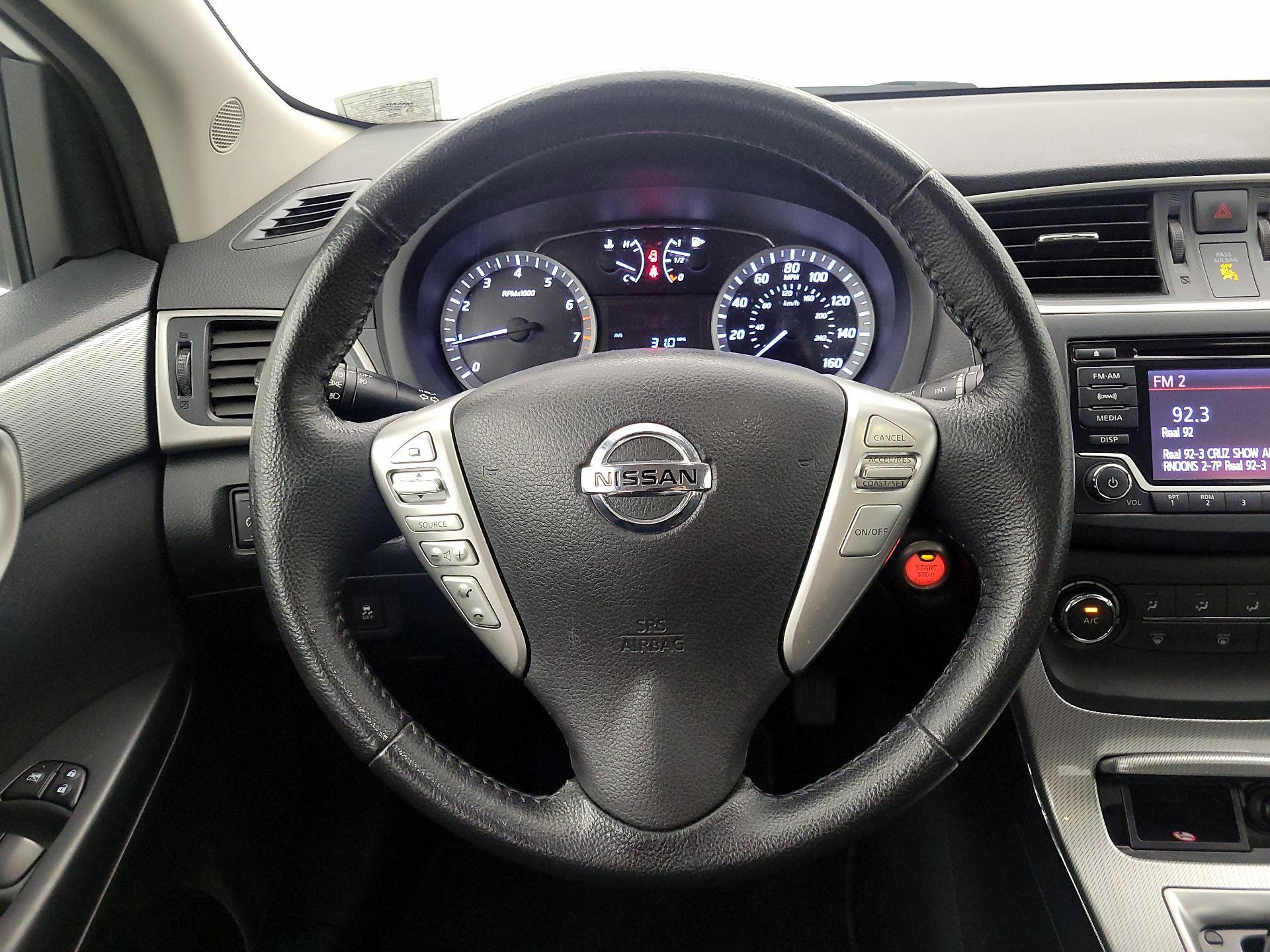 Thumbnail: 2015 Nissan Sentra - 10