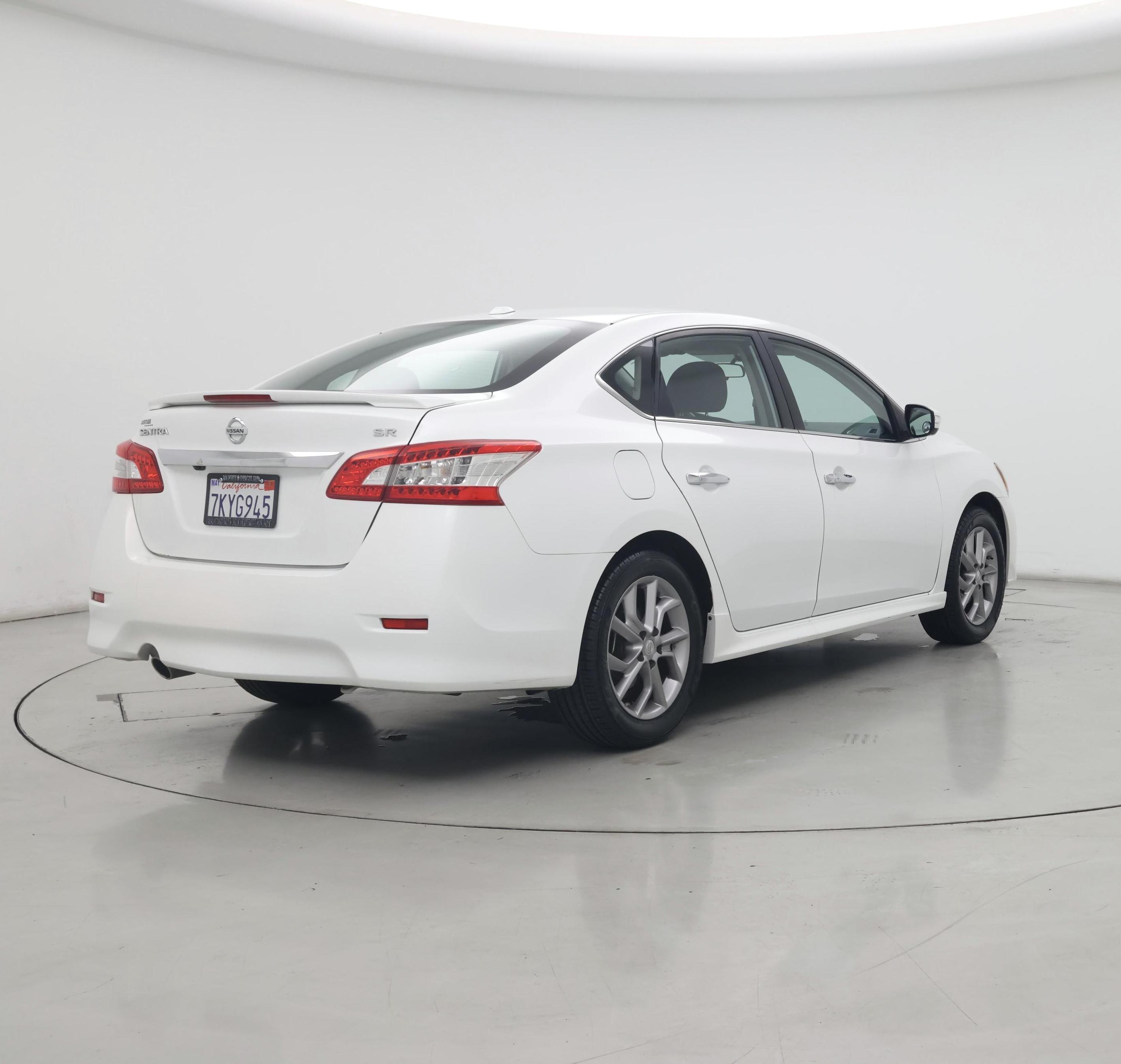 Thumbnail: 2015 Nissan Sentra - 8