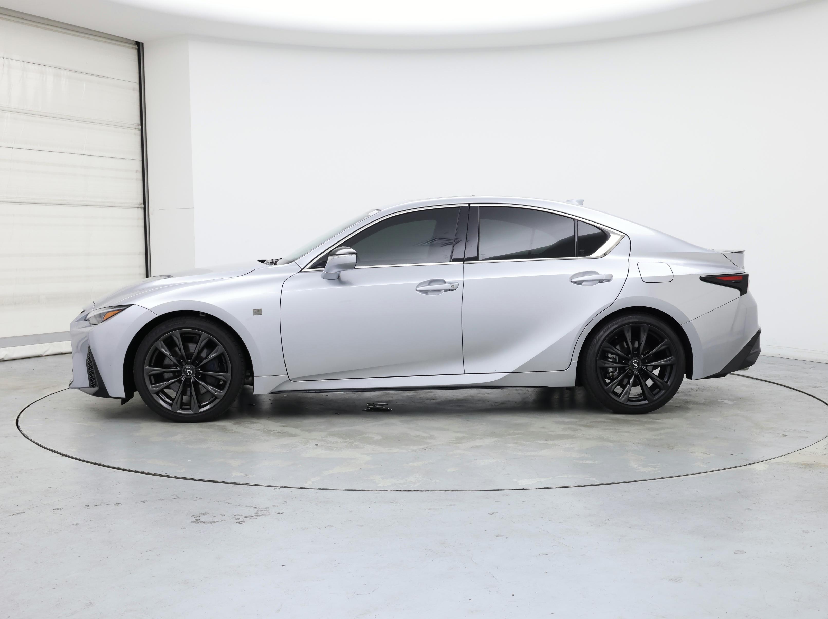Thumbnail: 2024 Lexus IS - 3
