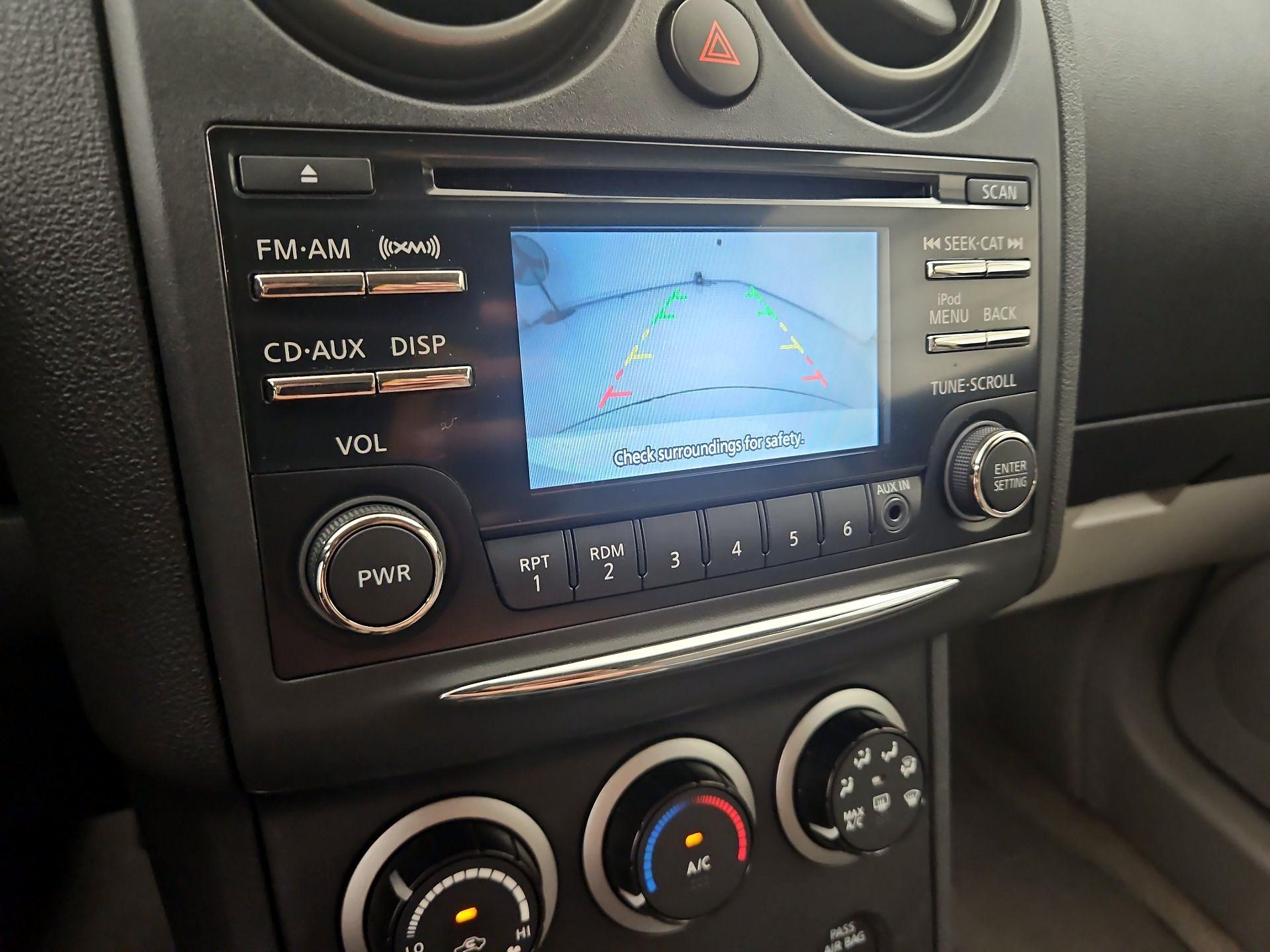 Thumbnail: 2015 Nissan Rogue - 14