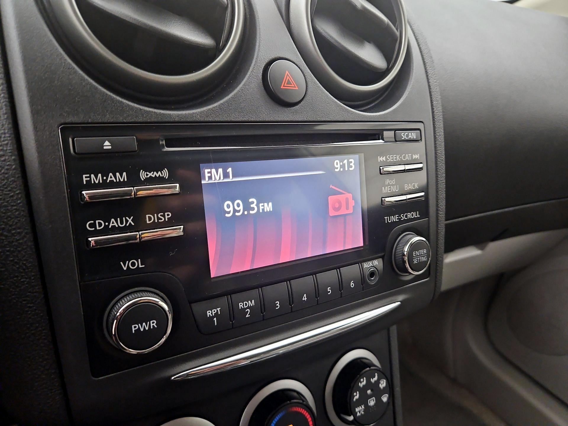 Thumbnail: 2015 Nissan Rogue - 15