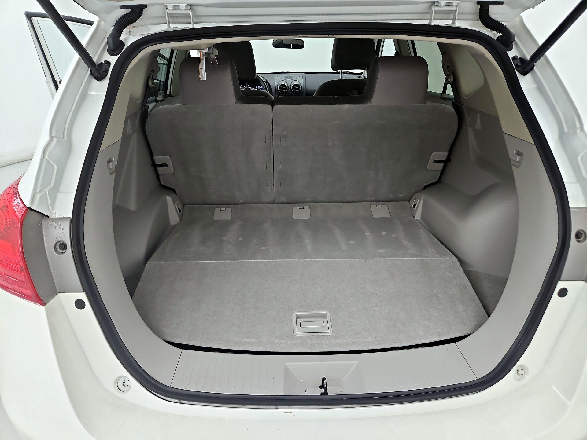 Thumbnail: 2015 Nissan Rogue - 20