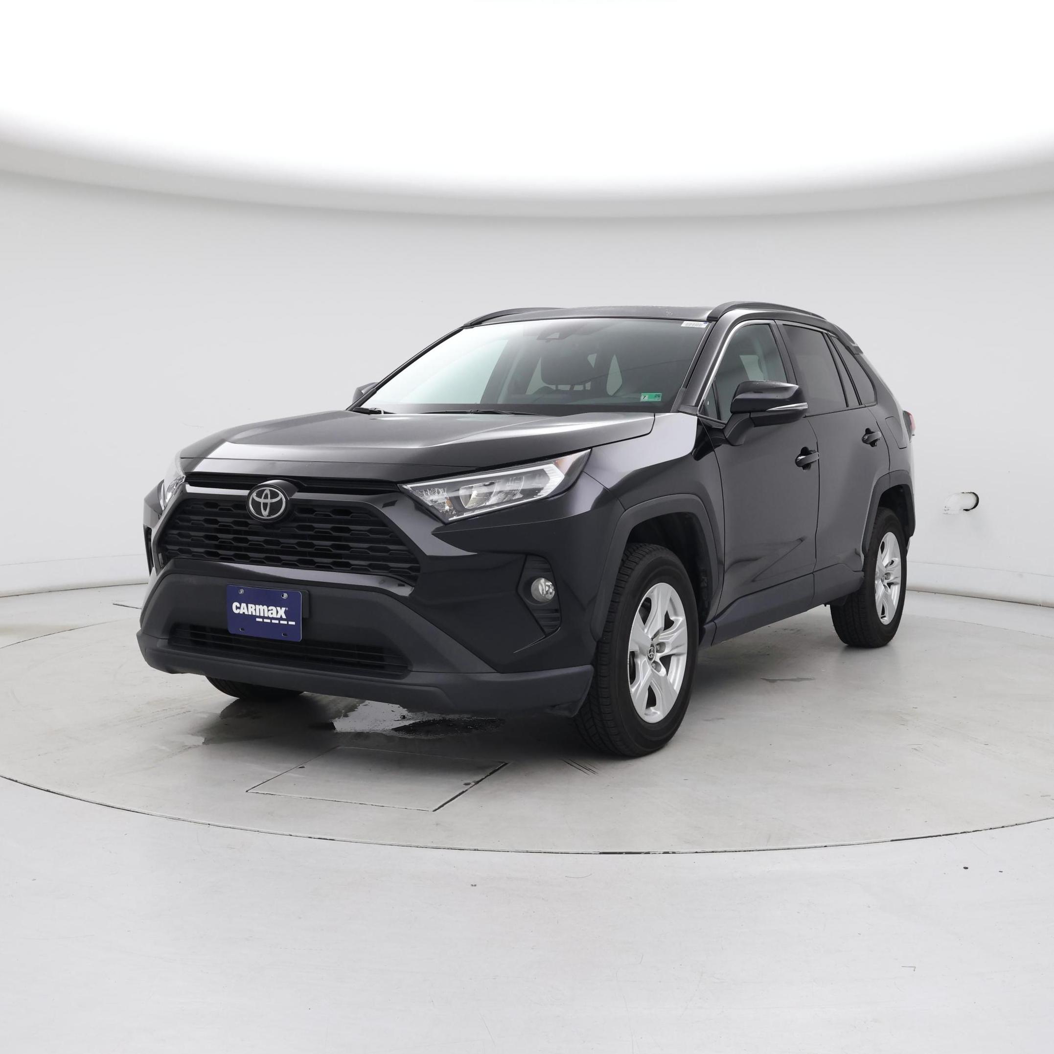 Thumbnail: 2021 Toyota RAV4 - 4