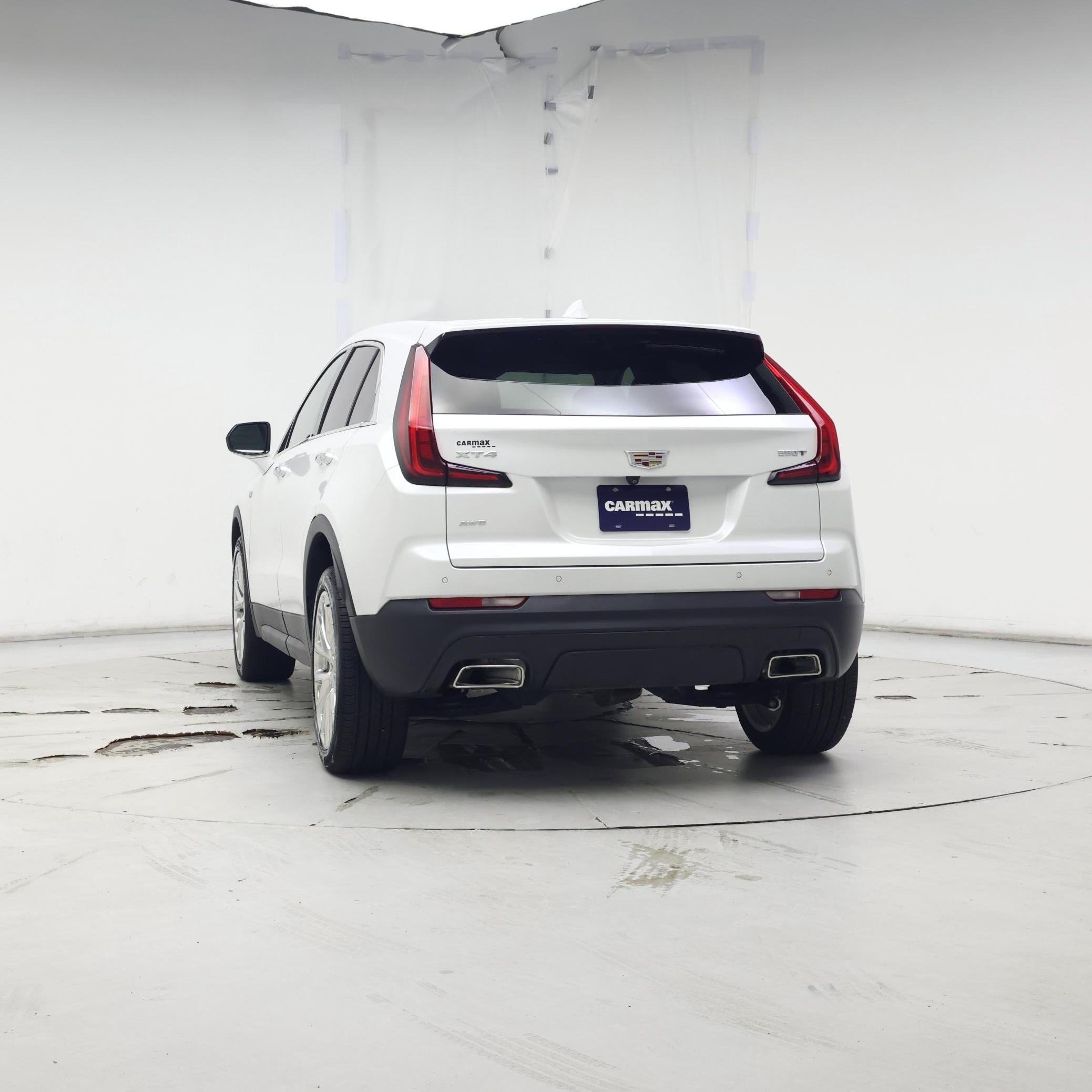 Thumbnail: 2022 Cadillac XT4 - 6