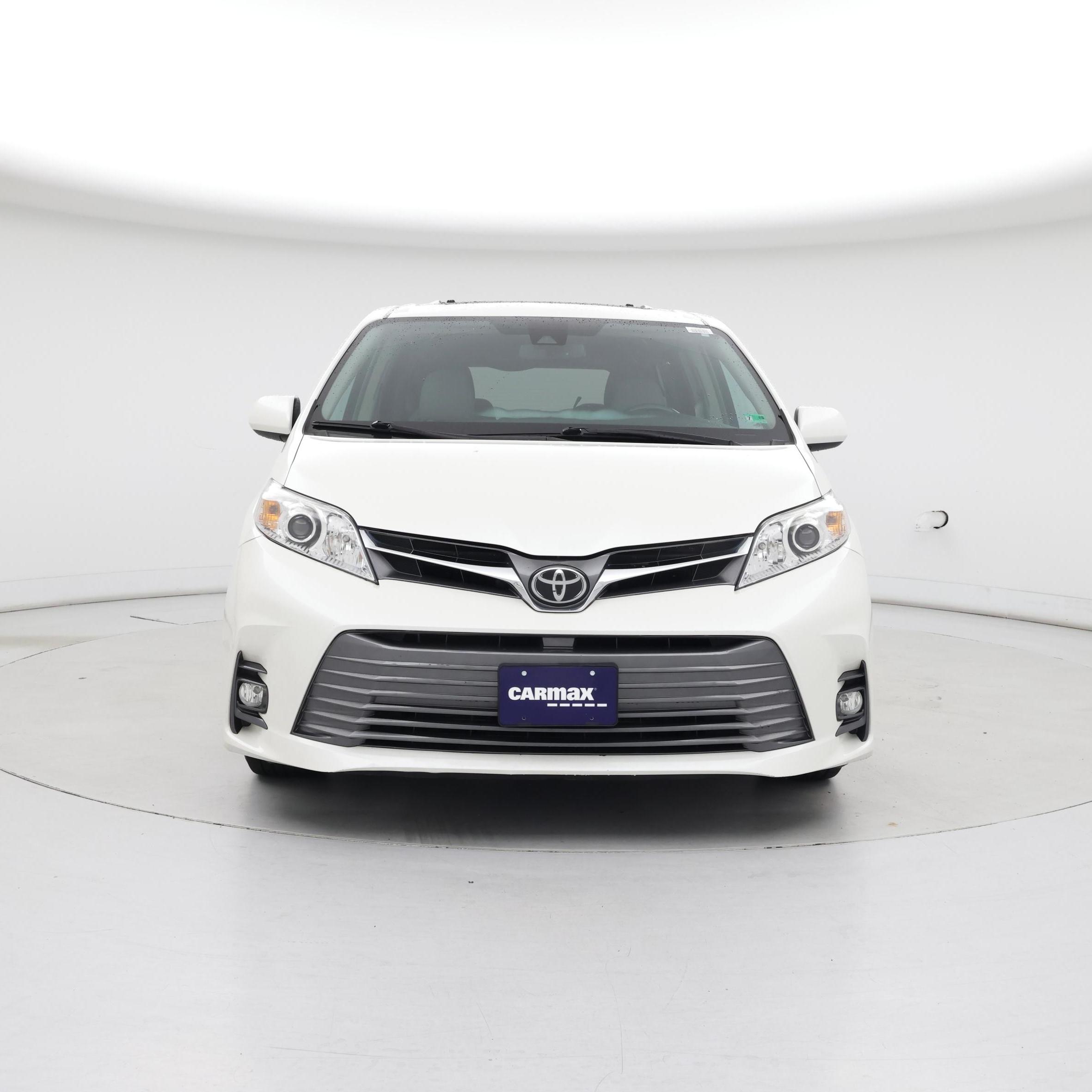 Thumbnail: 2018 Toyota Sienna - 5