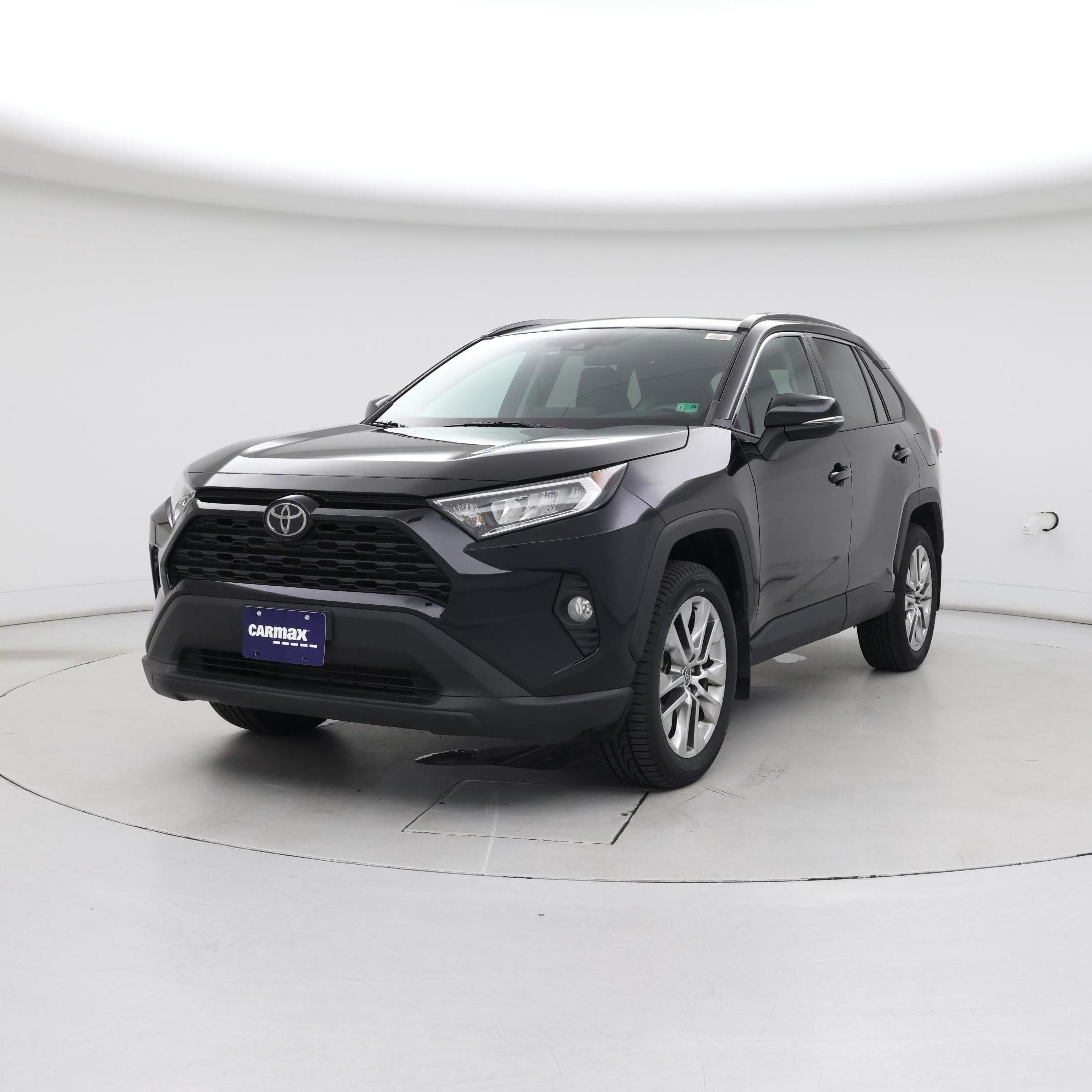 Thumbnail: 2021 Toyota RAV4 - 4