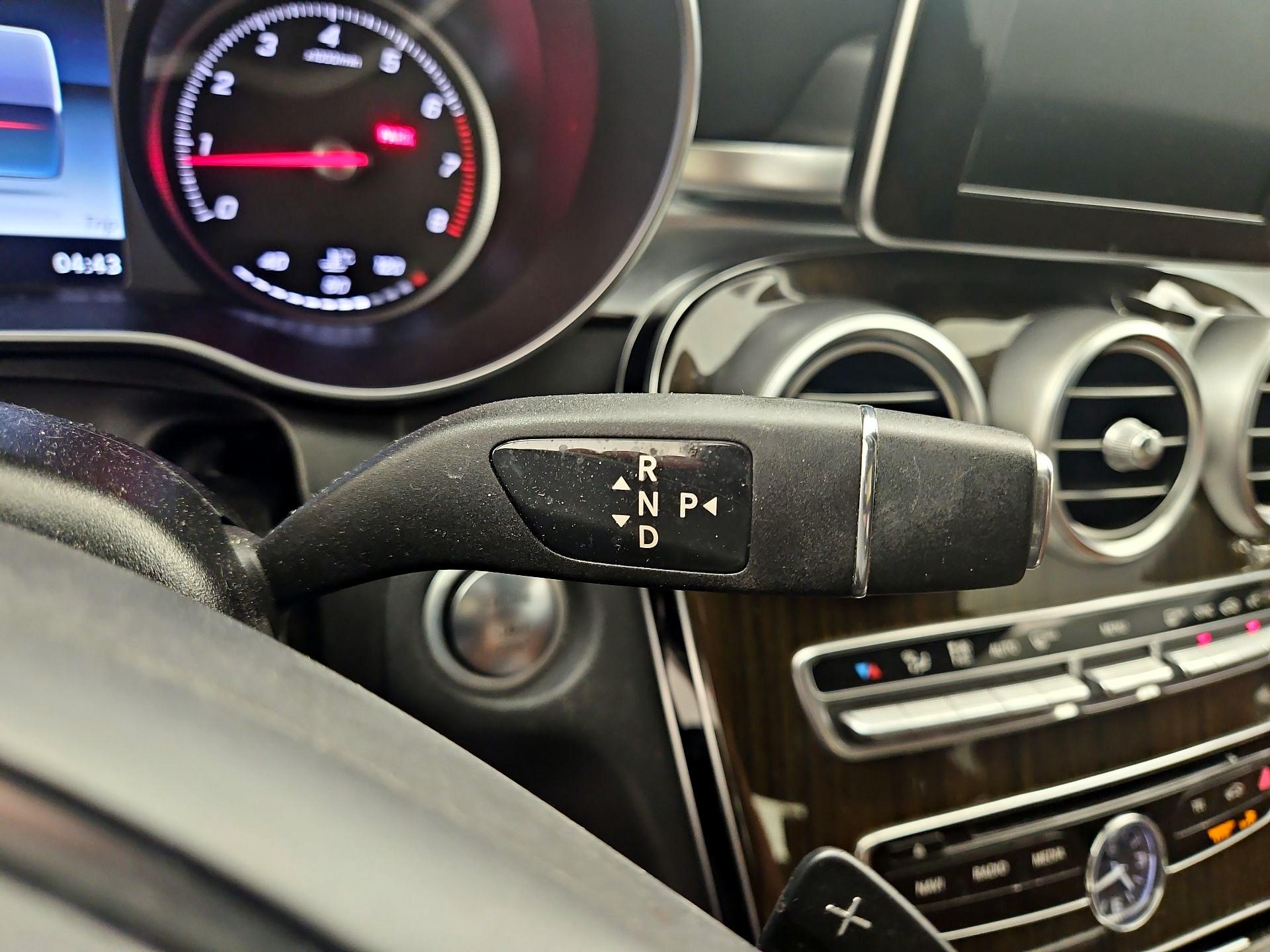 Thumbnail: 2017 Mercedes-Benz C-Class - 18