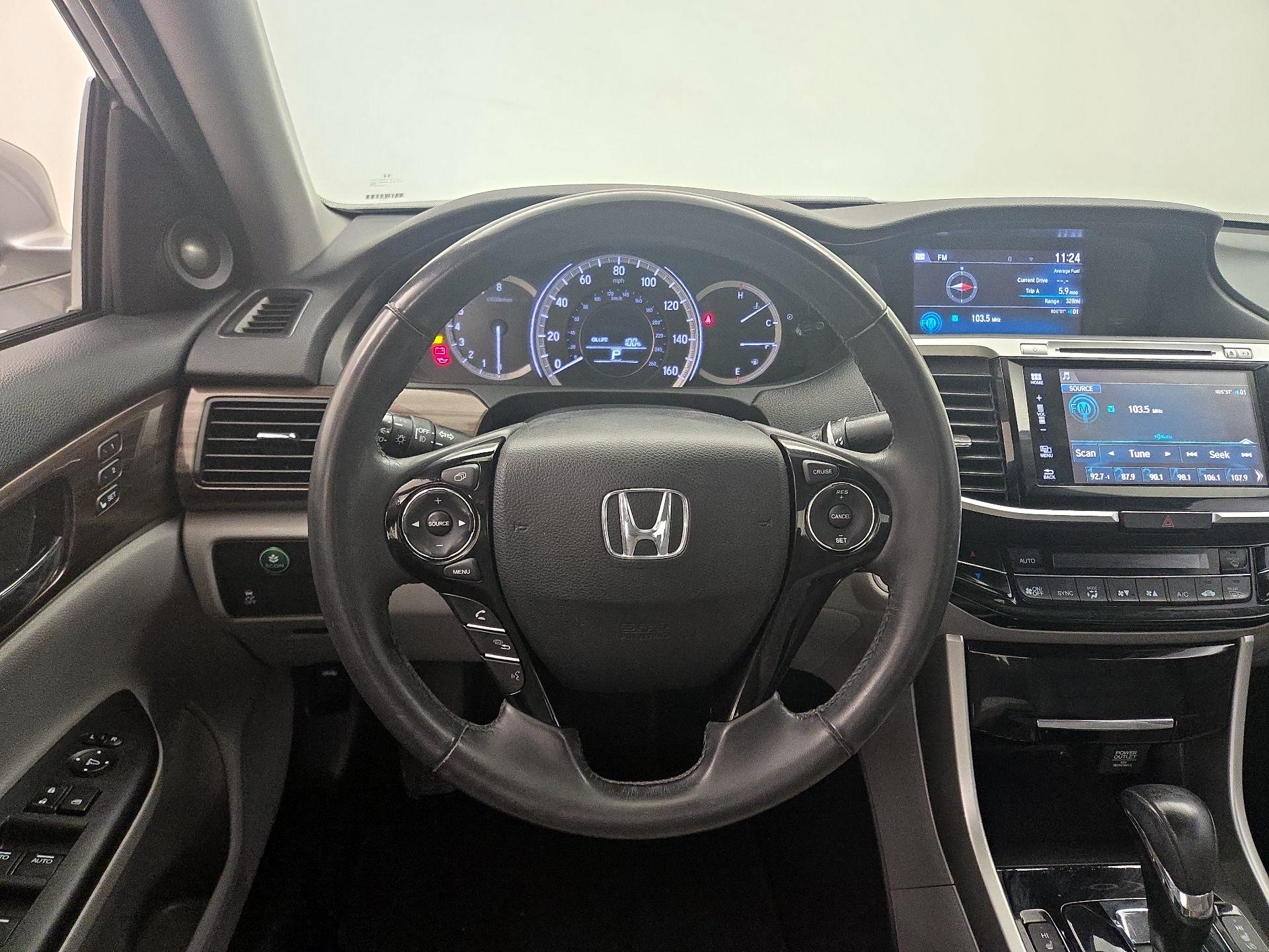 Thumbnail: 2017 Honda Accord - 10