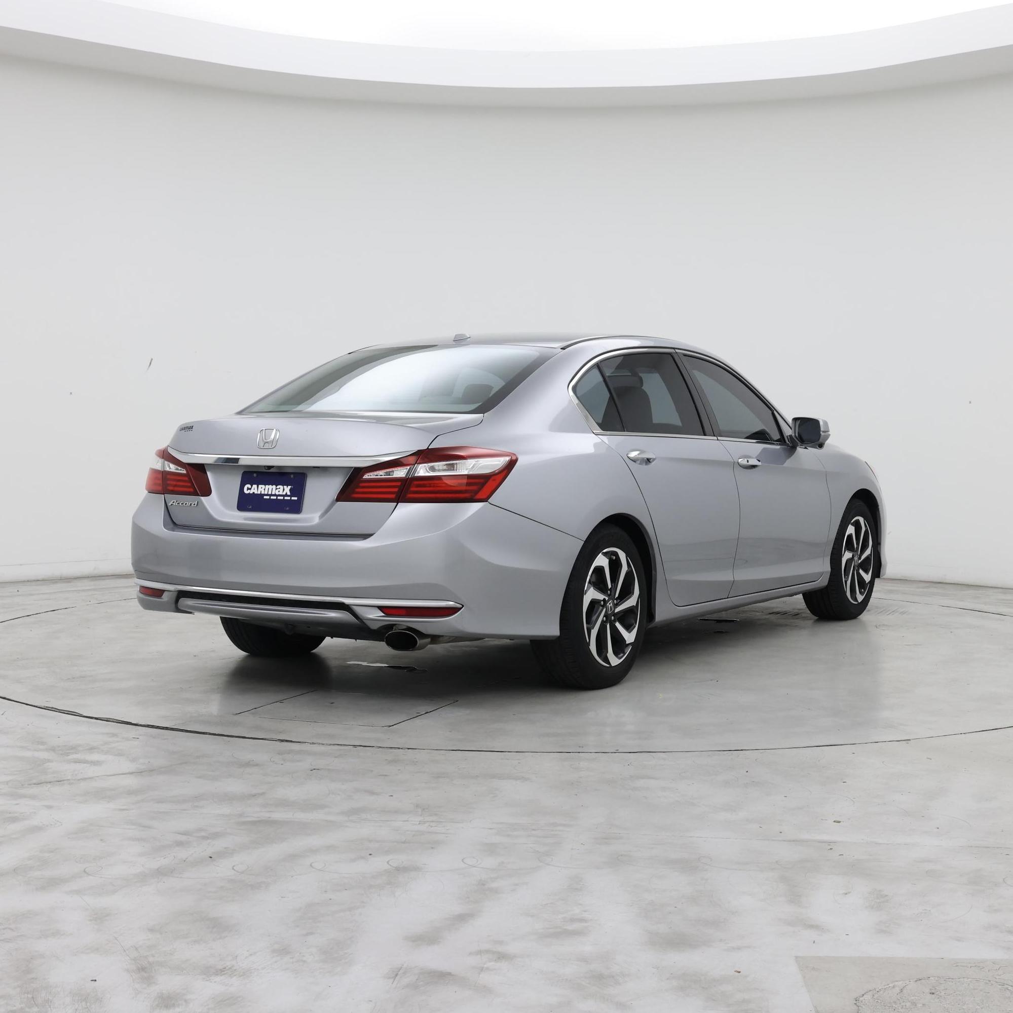 Thumbnail: 2017 Honda Accord - 8