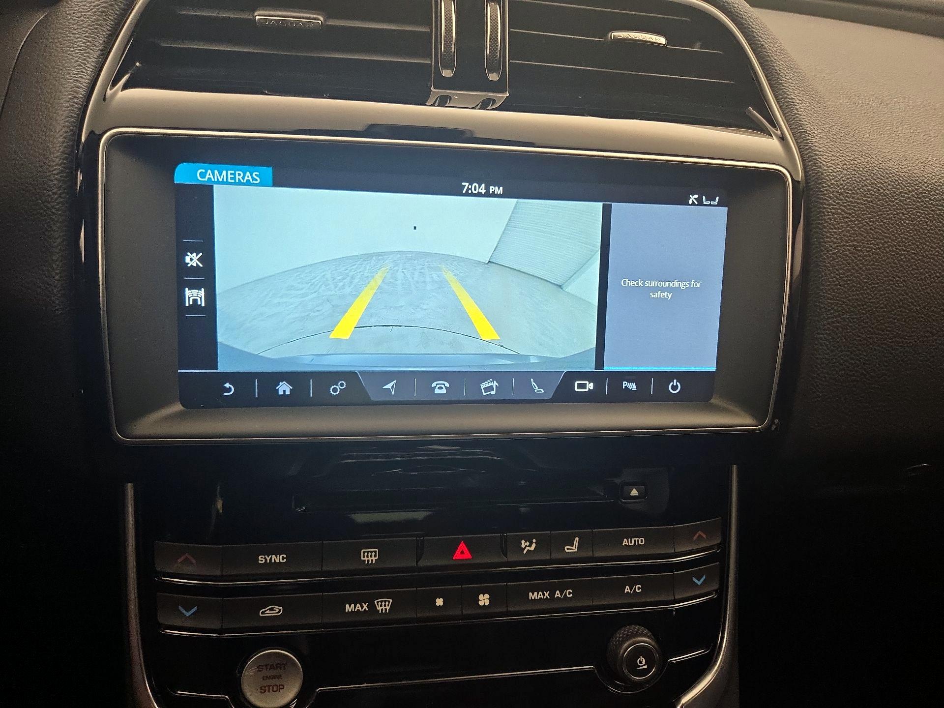 Thumbnail: 2017 Jaguar XE - 15