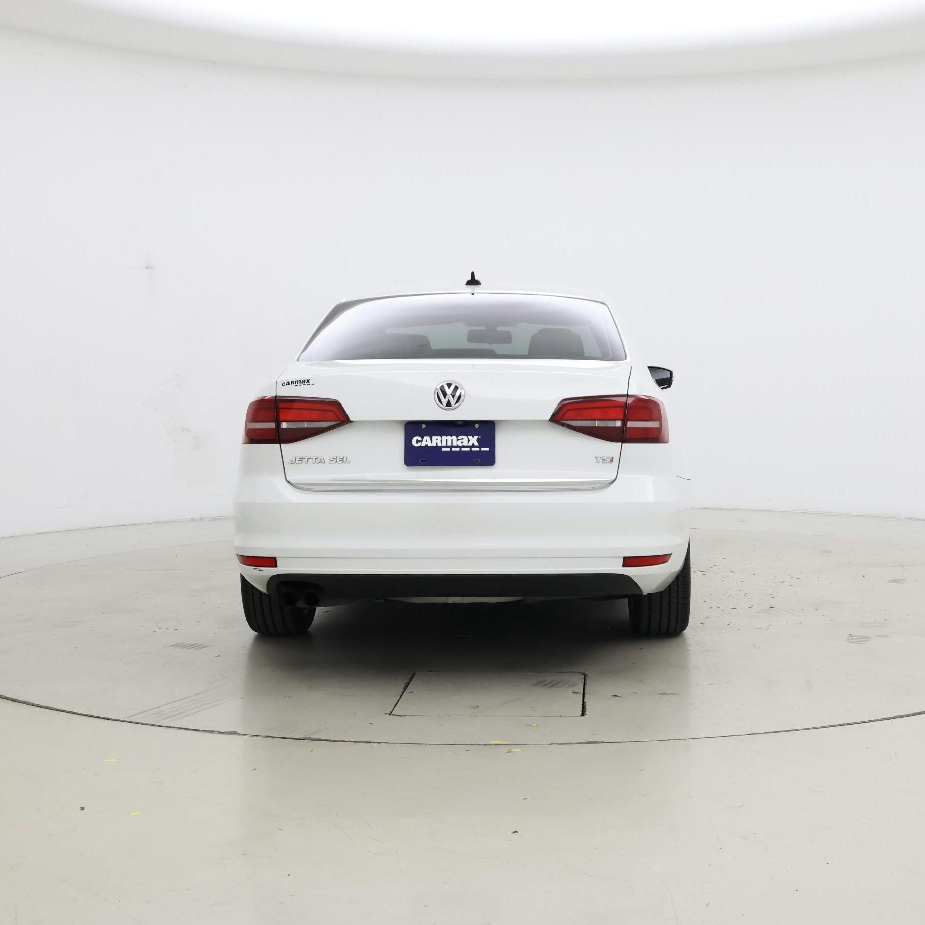 Thumbnail: 2017 Volkswagen Jetta - 6