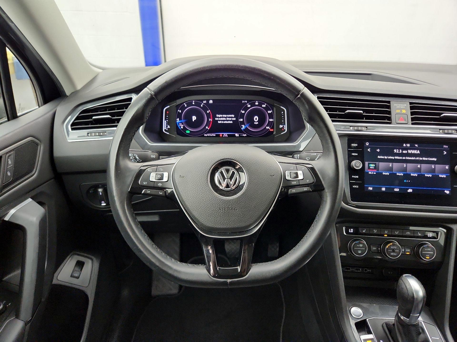 Thumbnail: 2019 Volkswagen Tiguan - 10