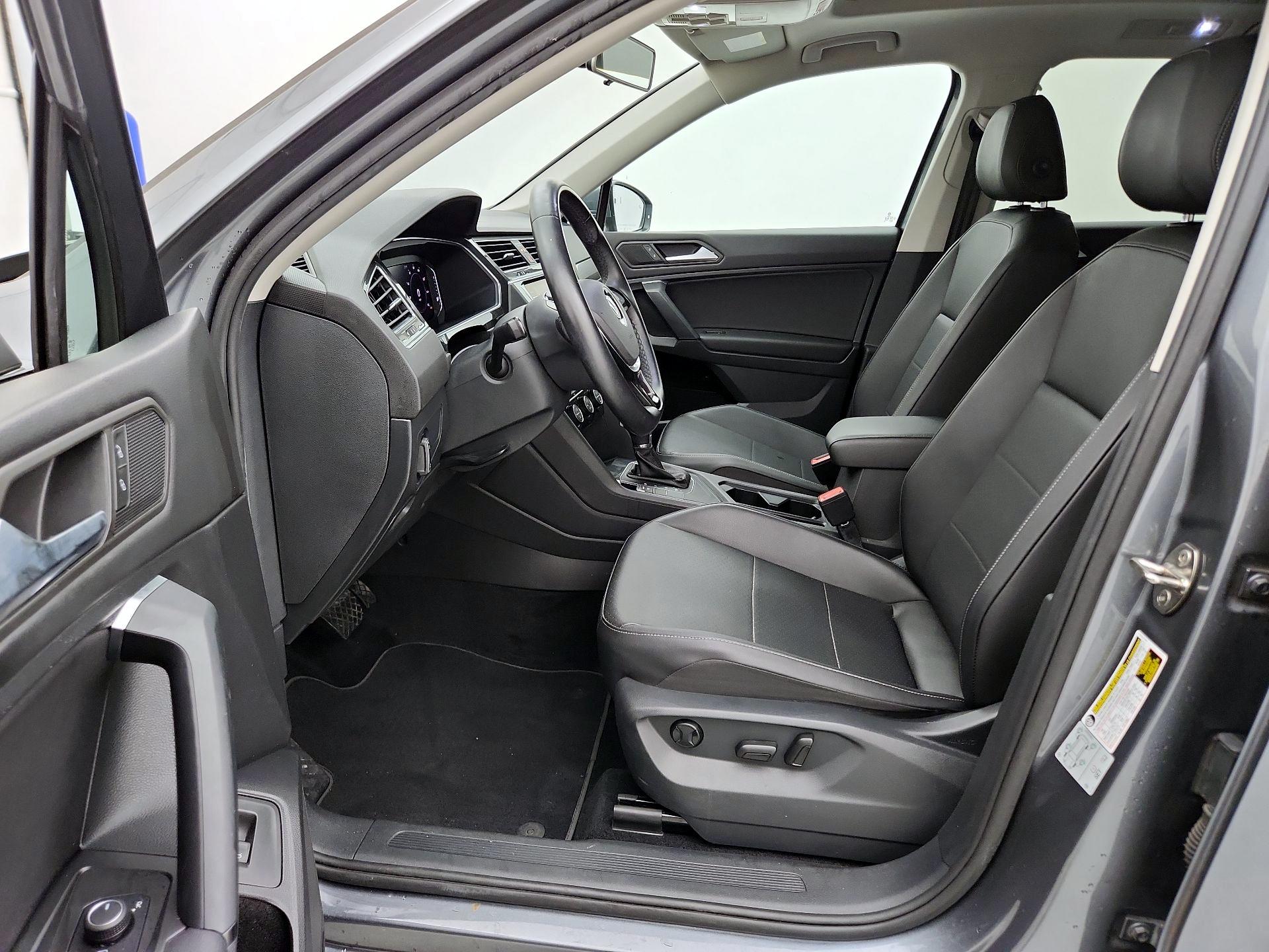 Thumbnail: 2019 Volkswagen Tiguan - 11