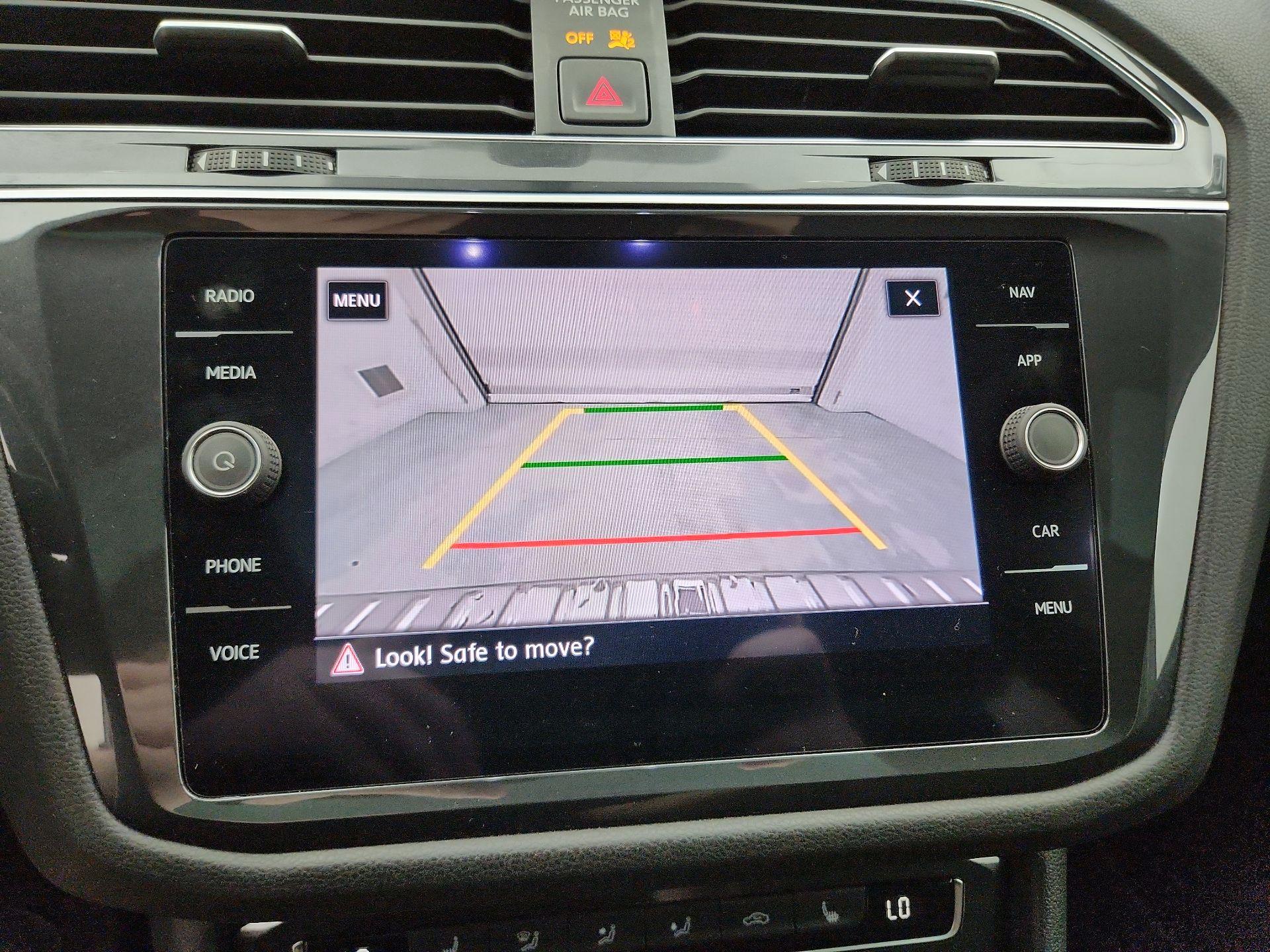 Thumbnail: 2019 Volkswagen Tiguan - 14