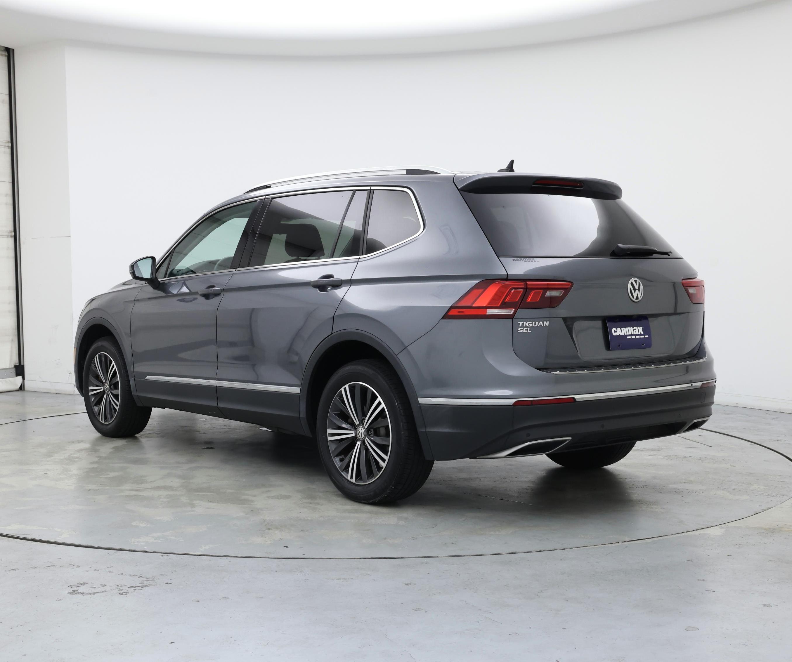 Thumbnail: 2019 Volkswagen Tiguan - 2