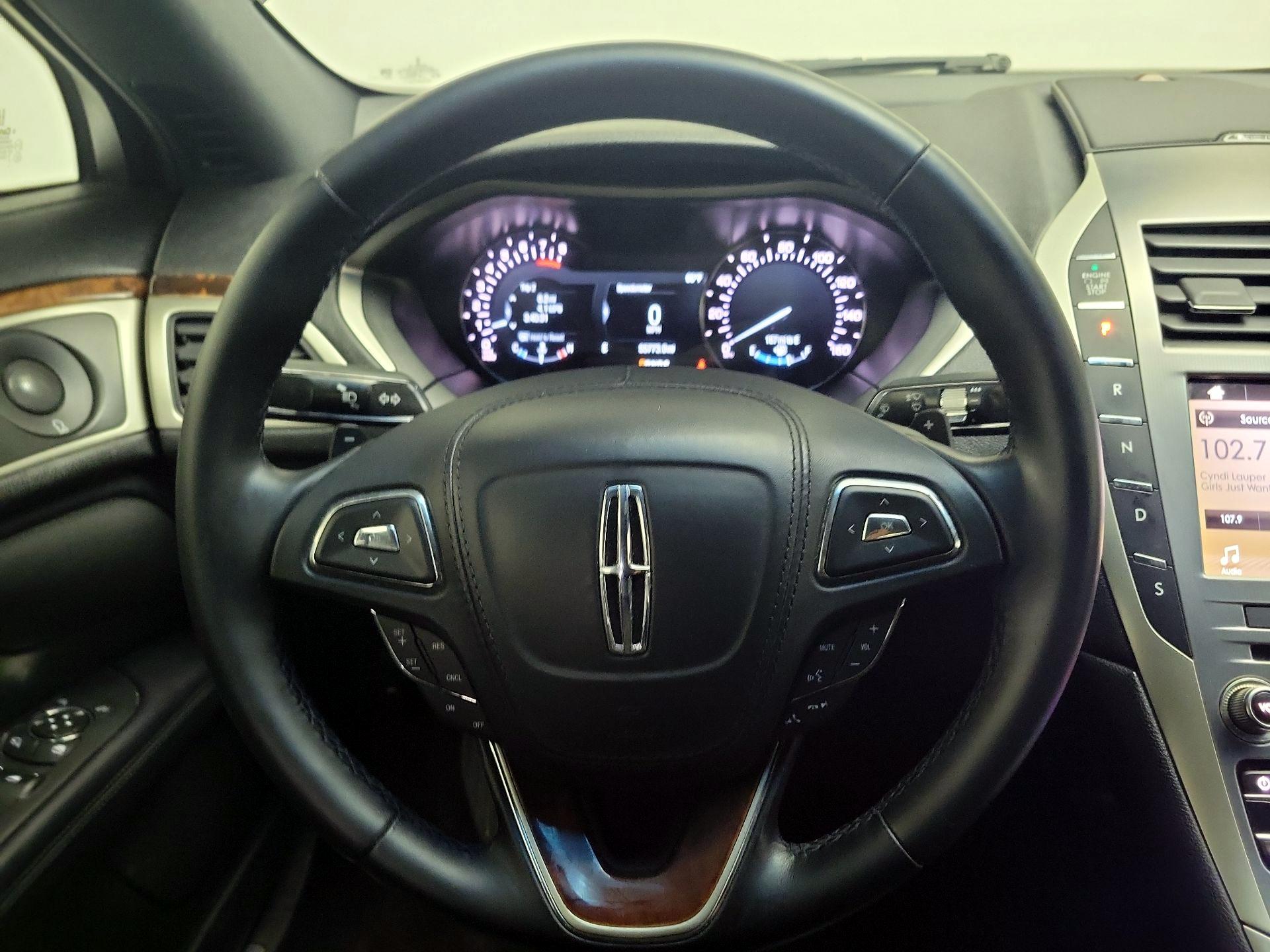 Thumbnail: 2018 Lincoln MKZ - 10