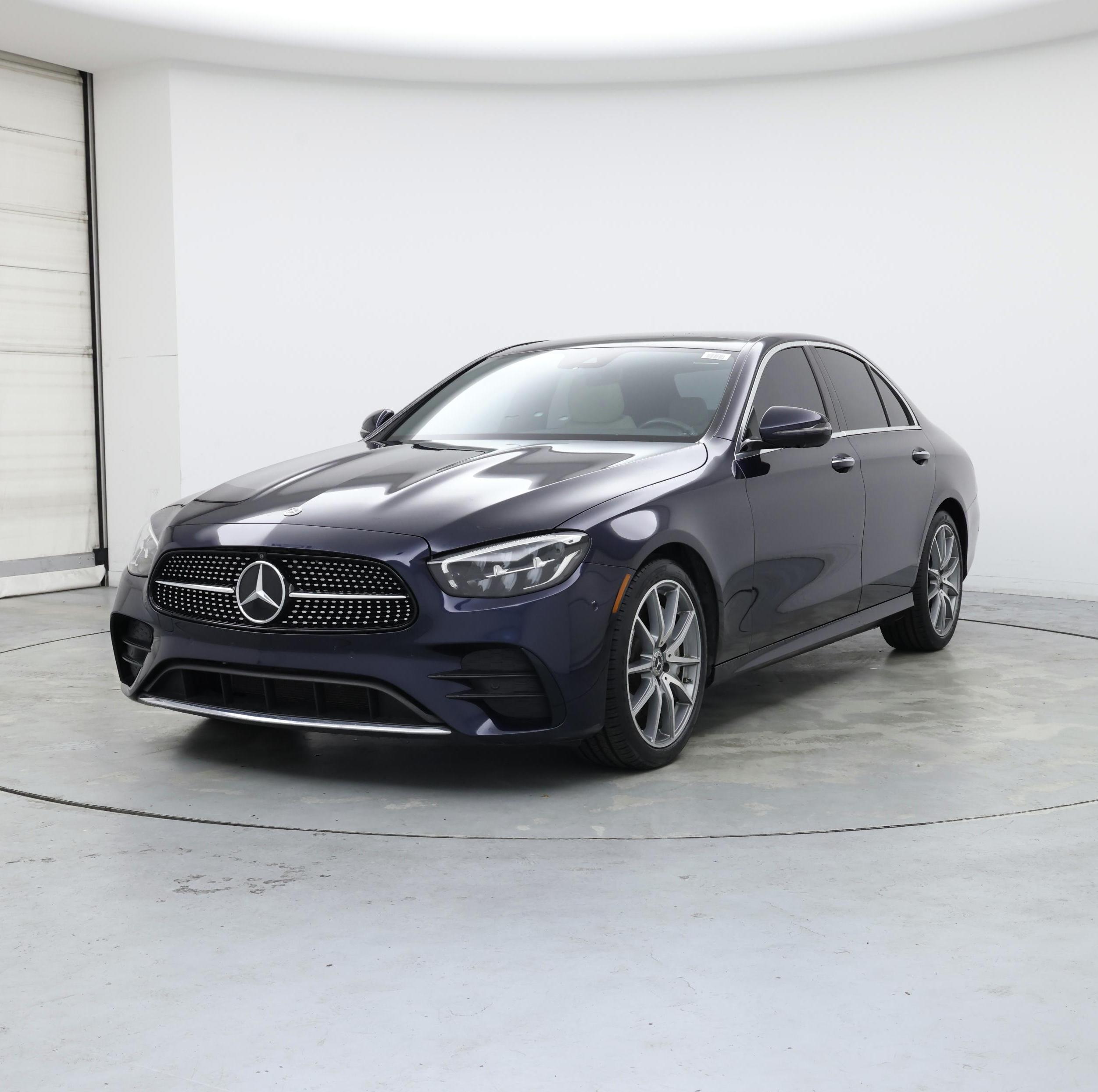 Thumbnail: 2022 Mercedes-Benz E-Class - 4