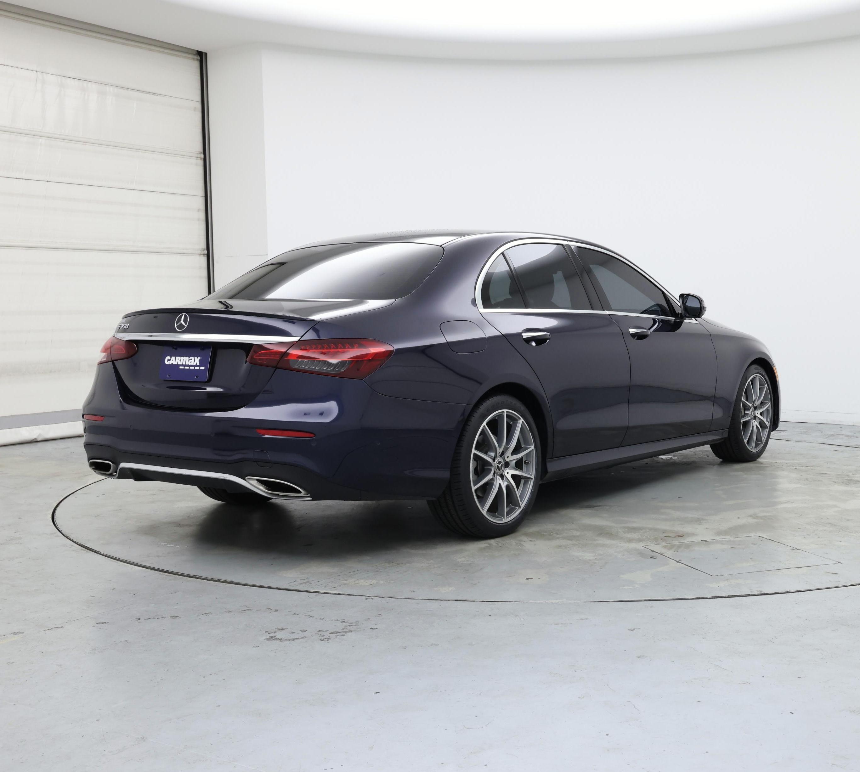 Thumbnail: 2022 Mercedes-Benz E-Class - 8