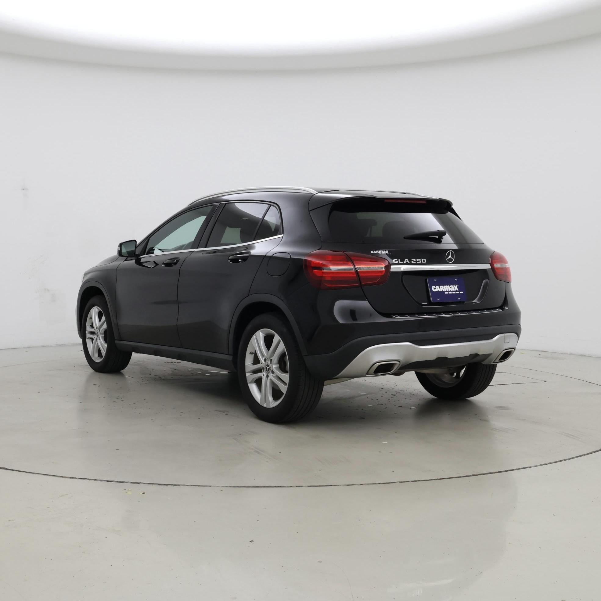 Thumbnail: 2020 Mercedes-Benz GLA - 2