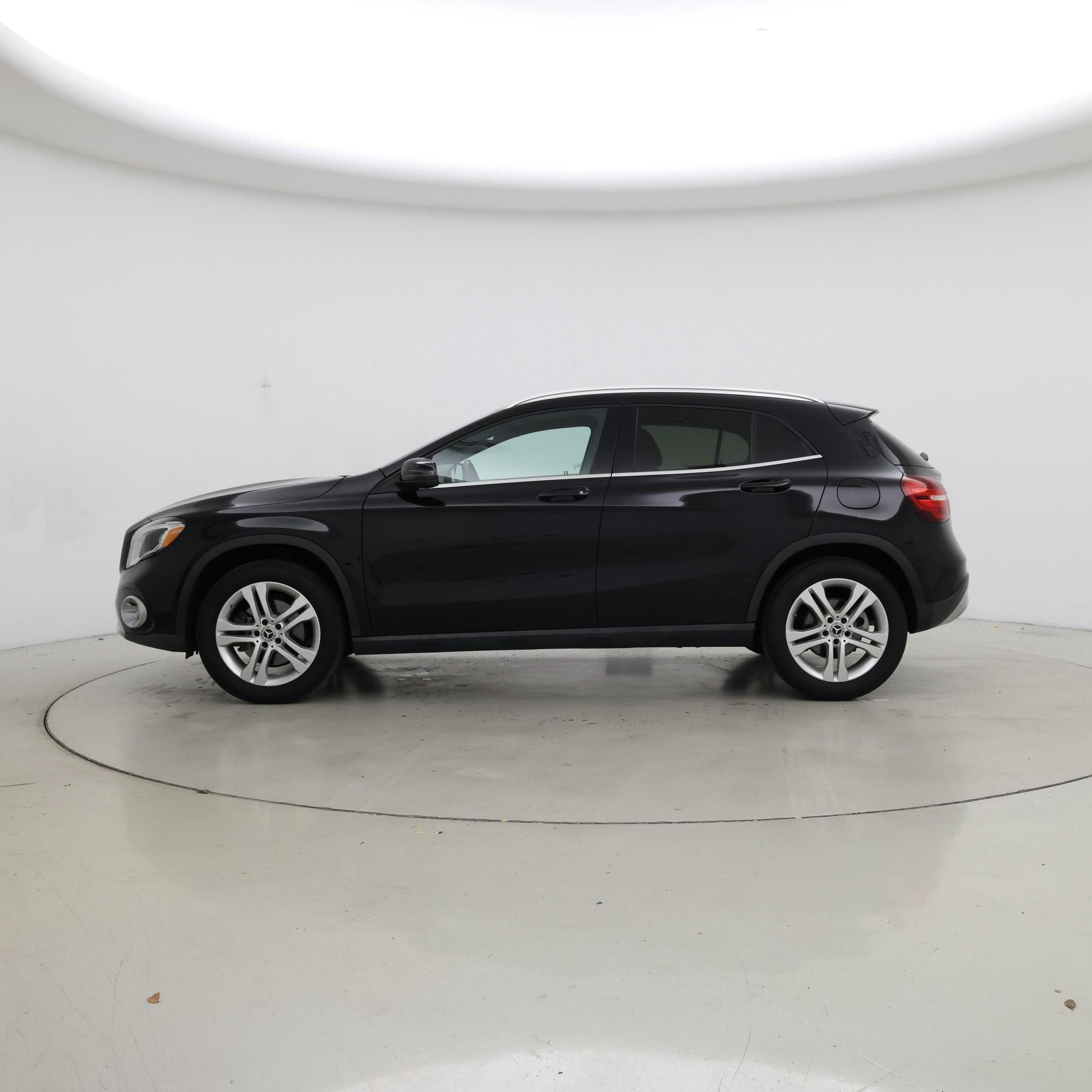 Thumbnail: 2020 Mercedes-Benz GLA - 3