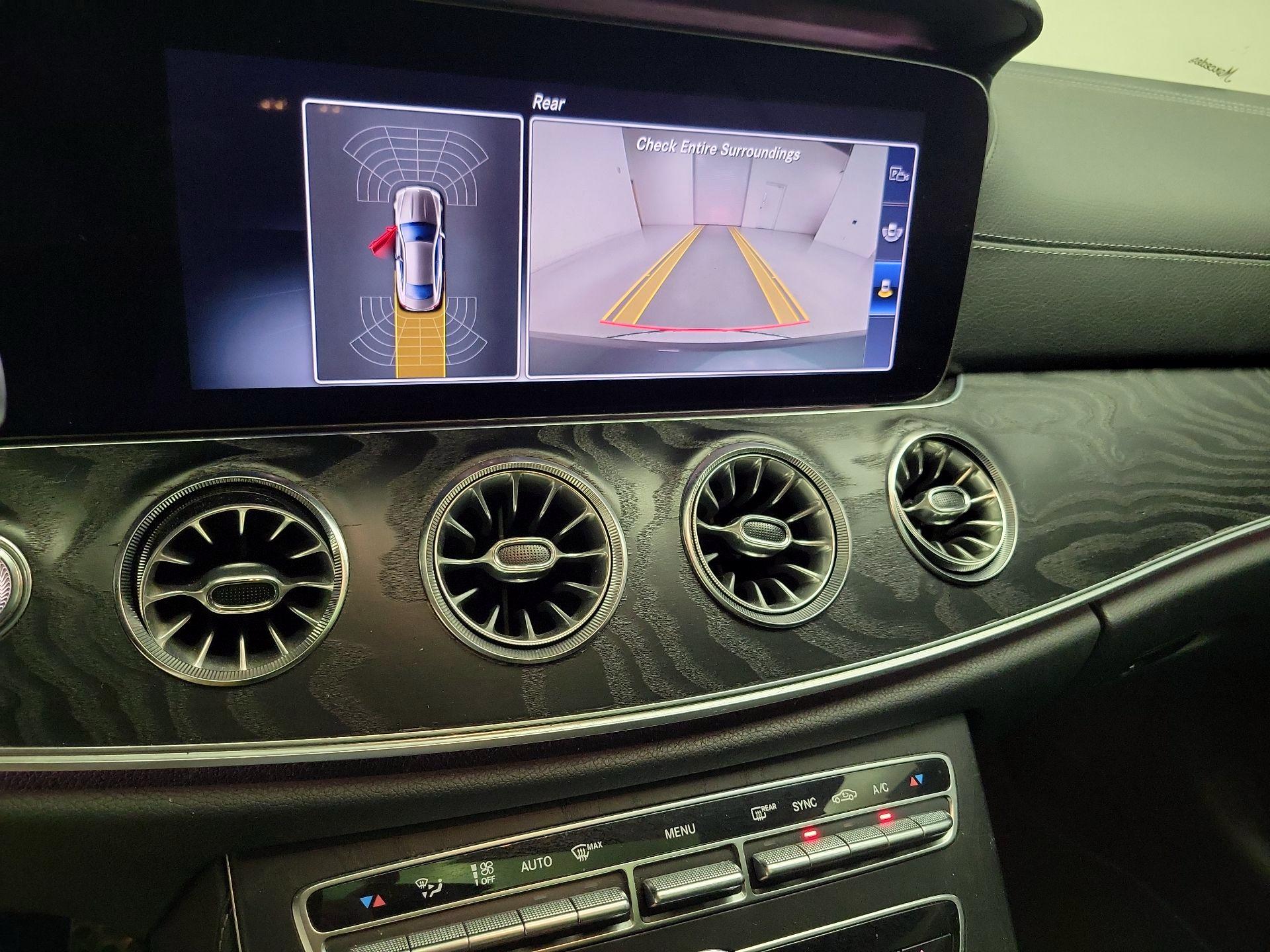 Thumbnail: 2018 Mercedes-Benz E-Class - 15