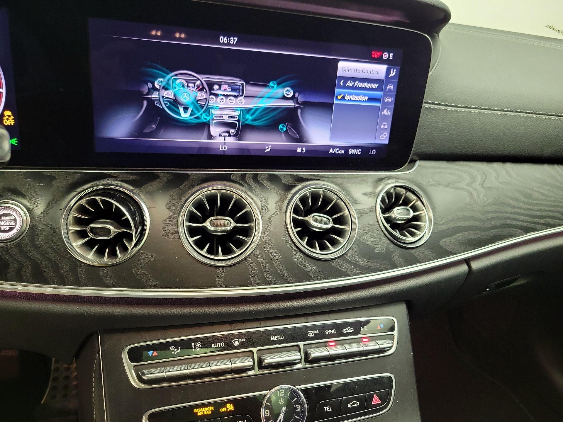 Thumbnail: 2018 Mercedes-Benz E-Class - 17