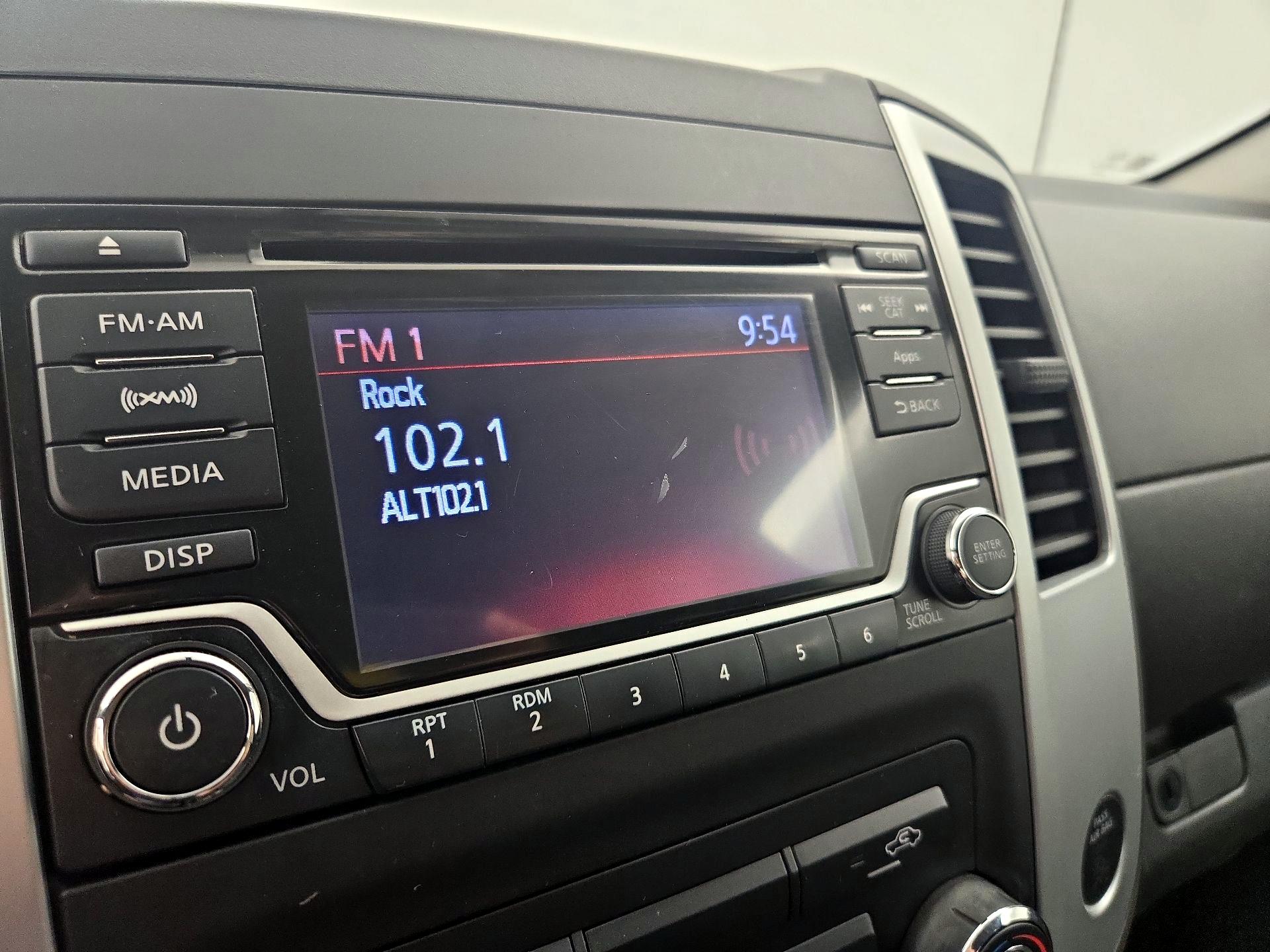 Thumbnail: 2016 Nissan Frontier - 14