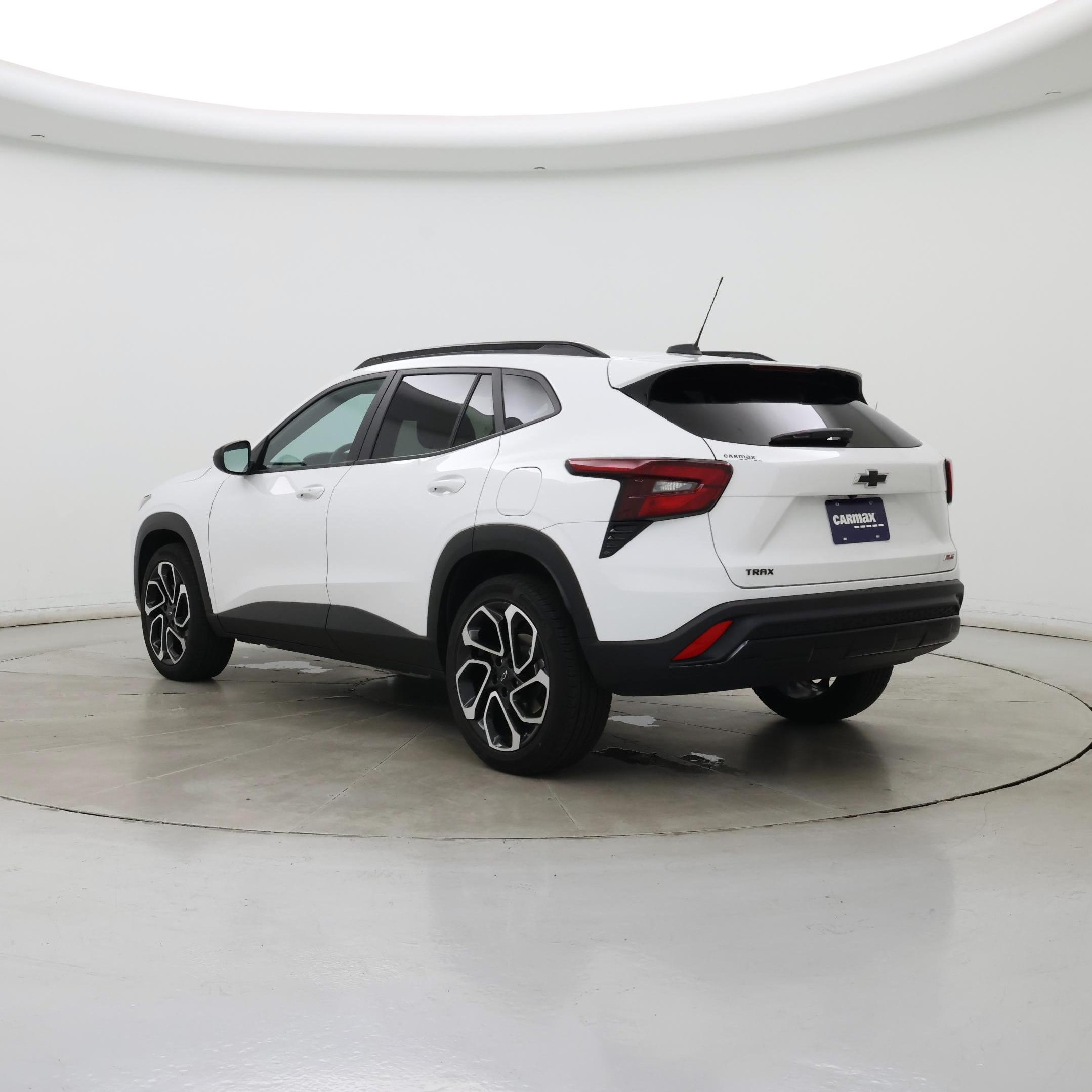 Thumbnail: 2024 Chevrolet Trax - 2