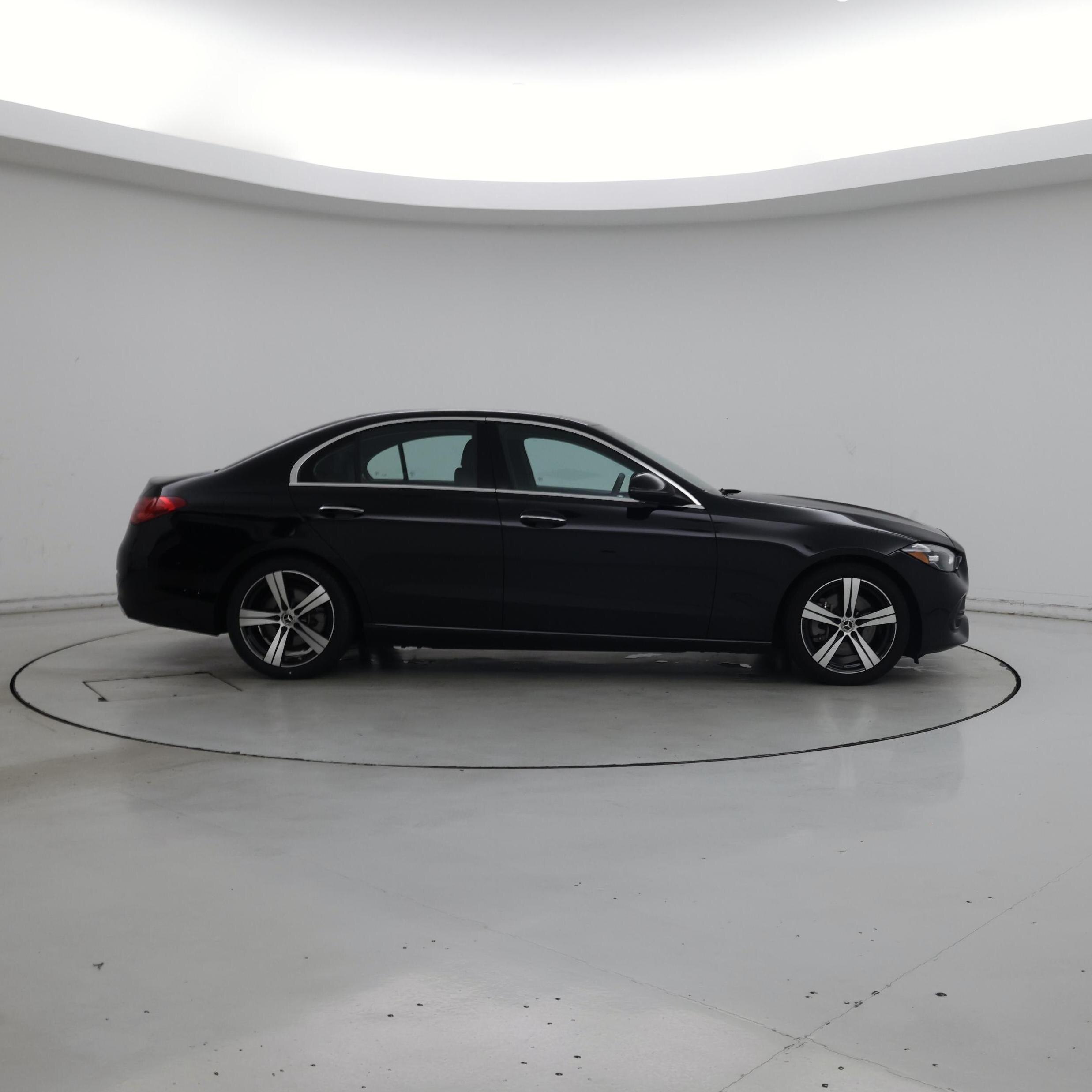 Thumbnail: 2022 Mercedes-Benz C-Class - 7