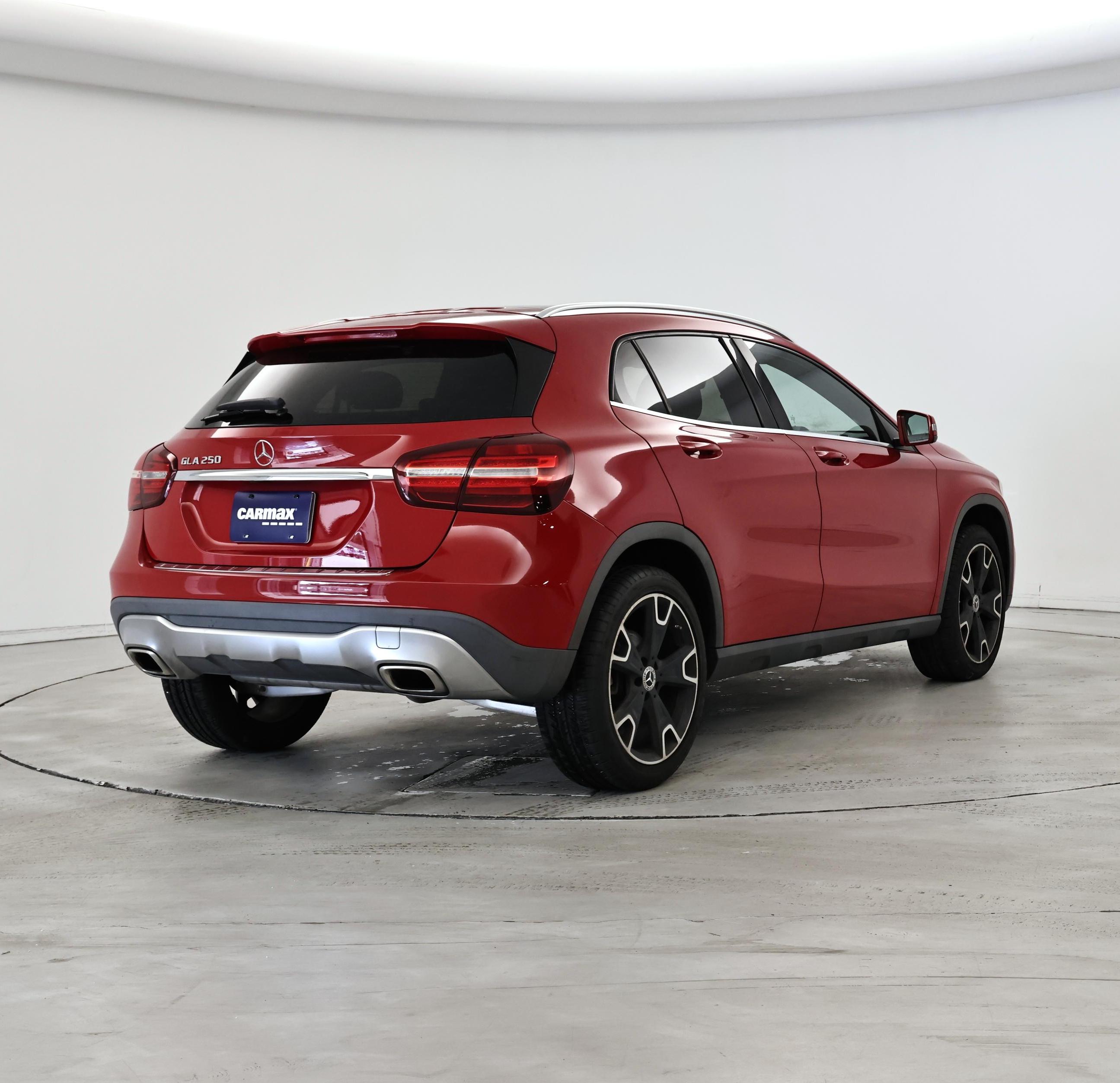 Thumbnail: 2019 Mercedes-Benz GLA - 8