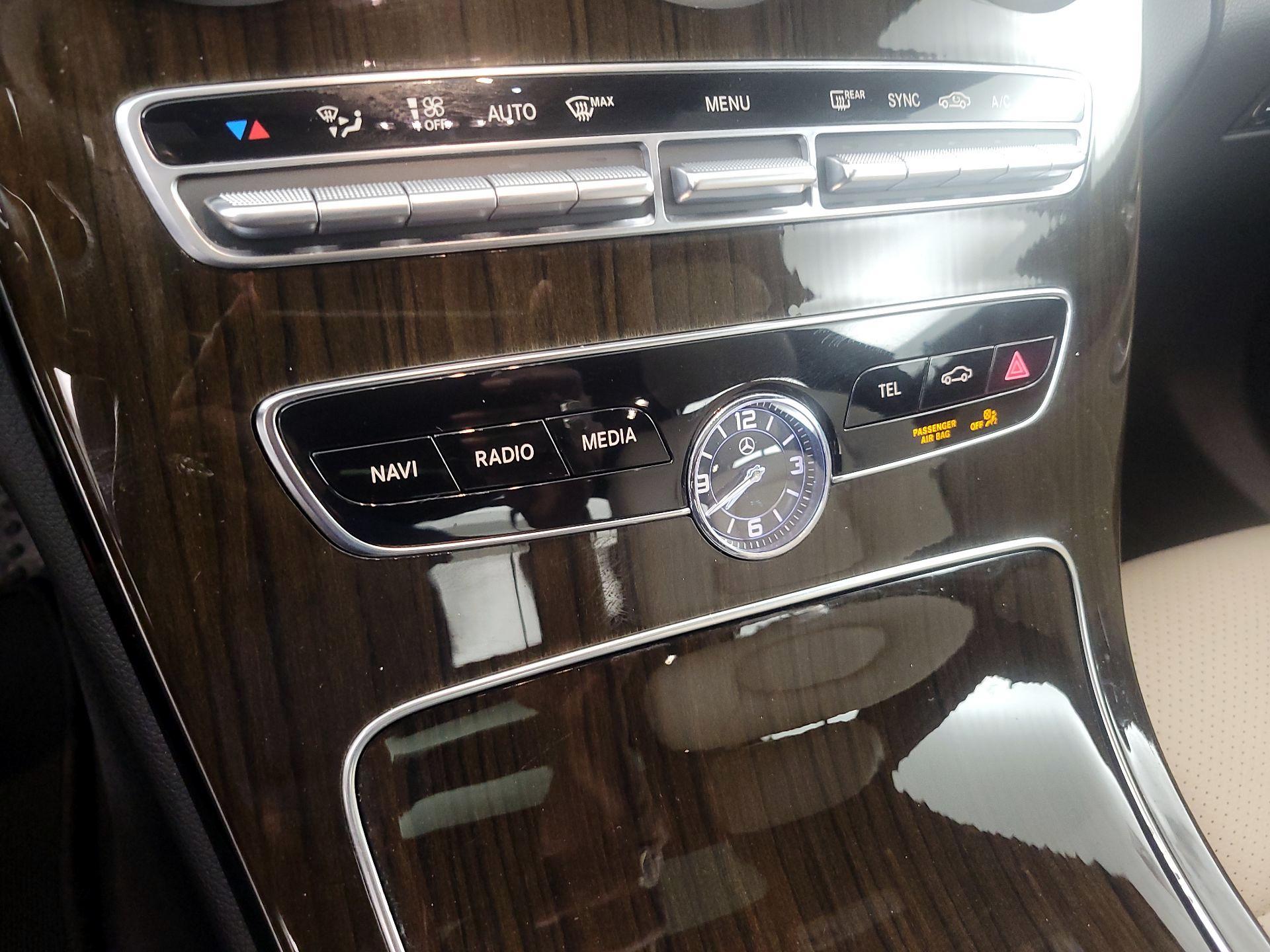 Thumbnail: 2020 Mercedes-Benz C-Class - 14