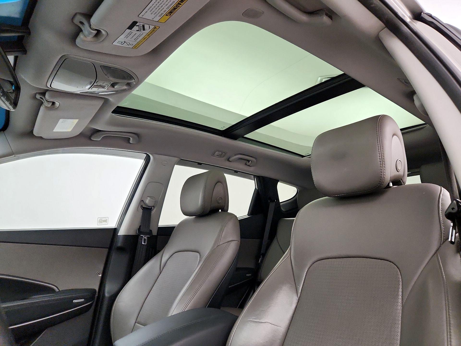Thumbnail: 2014 Hyundai Santa Fe - 18