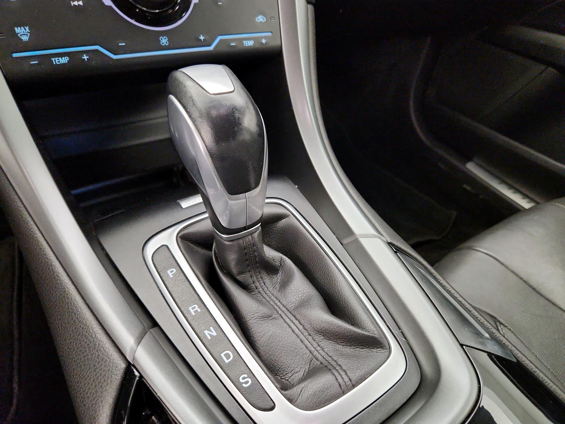 Thumbnail: 2014 Ford Fusion - 18
