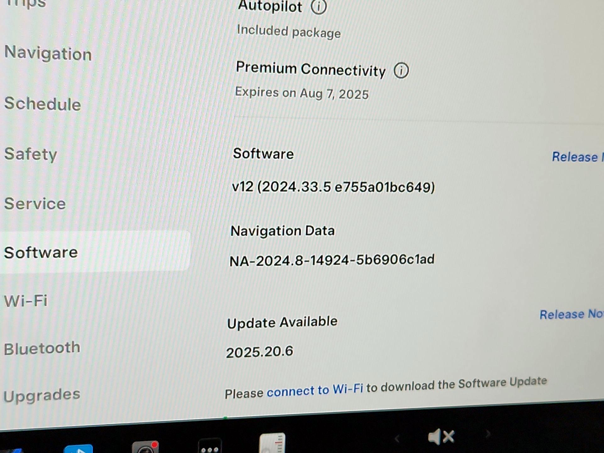 Thumbnail: 2022 Tesla Model Y - 13