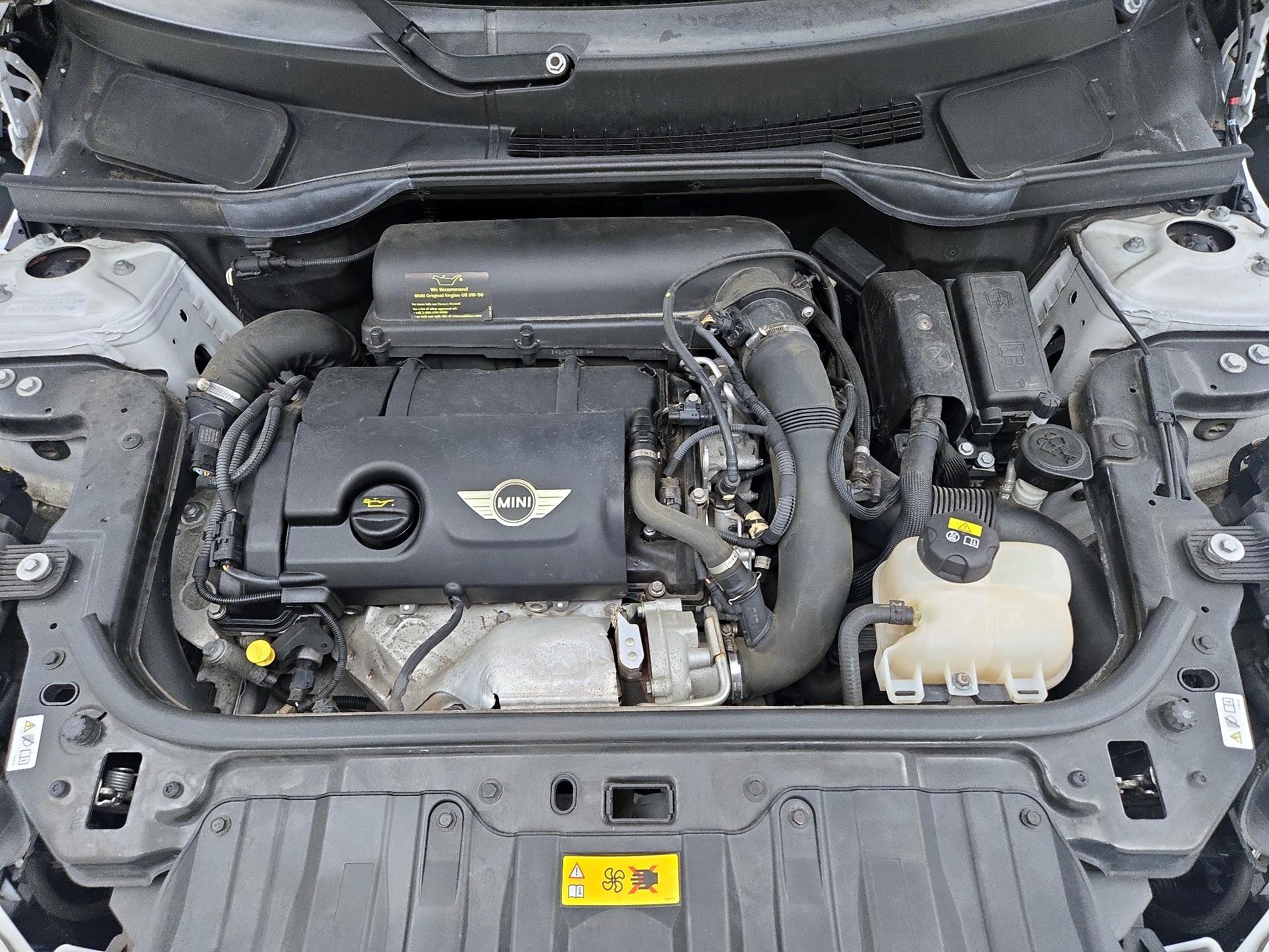 Thumbnail: 2015 MINI Cooper Countryman - 20
