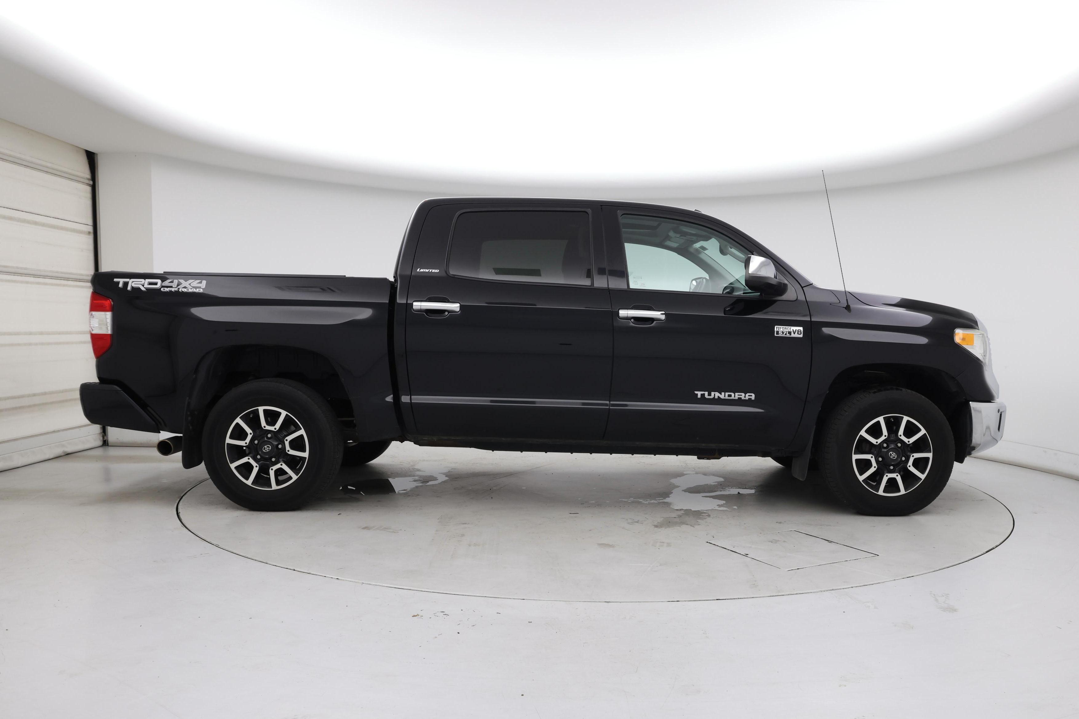 Thumbnail: 2017 Toyota Tundra - 7