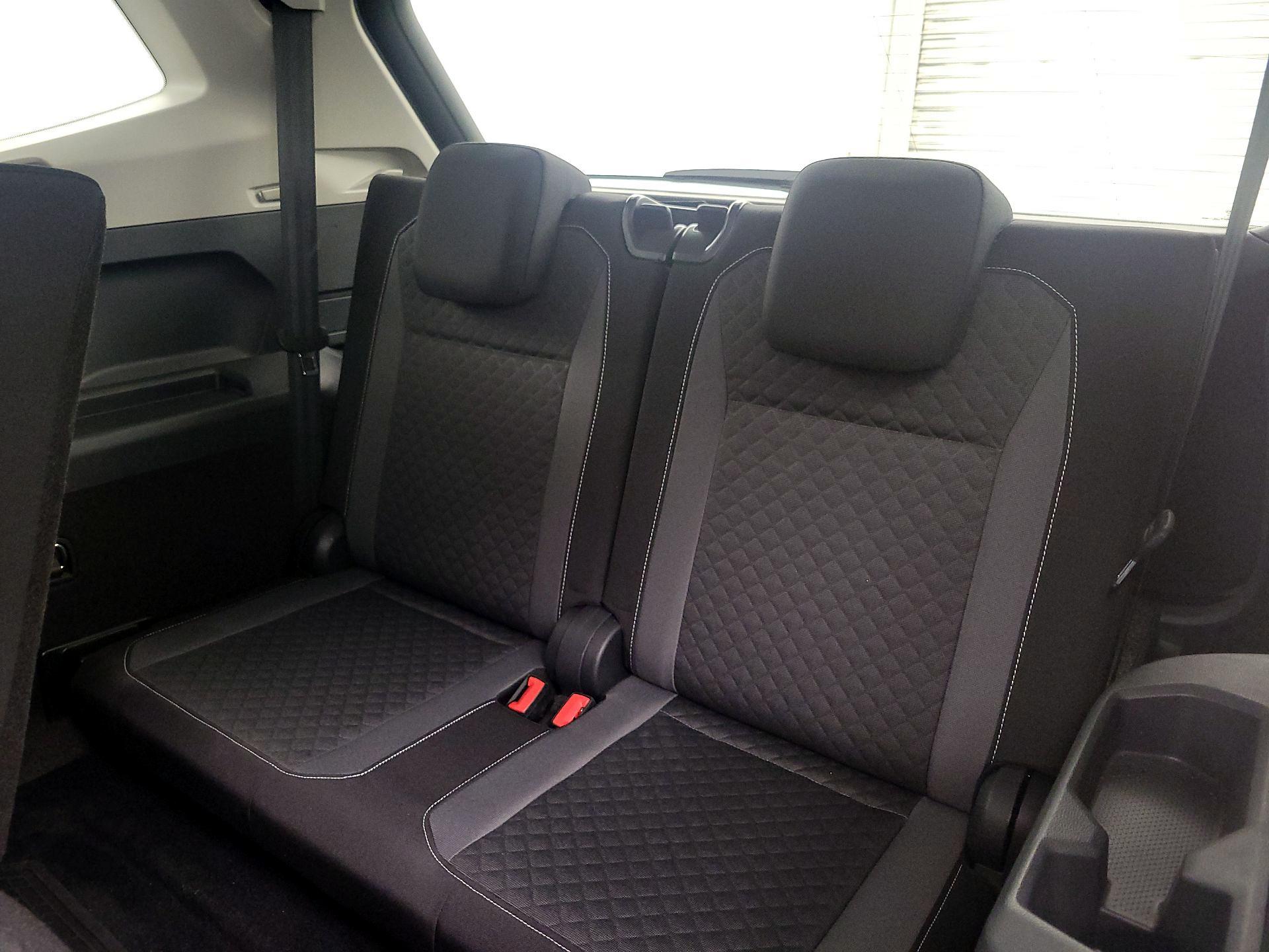 Thumbnail: 2021 Volkswagen Tiguan - 20
