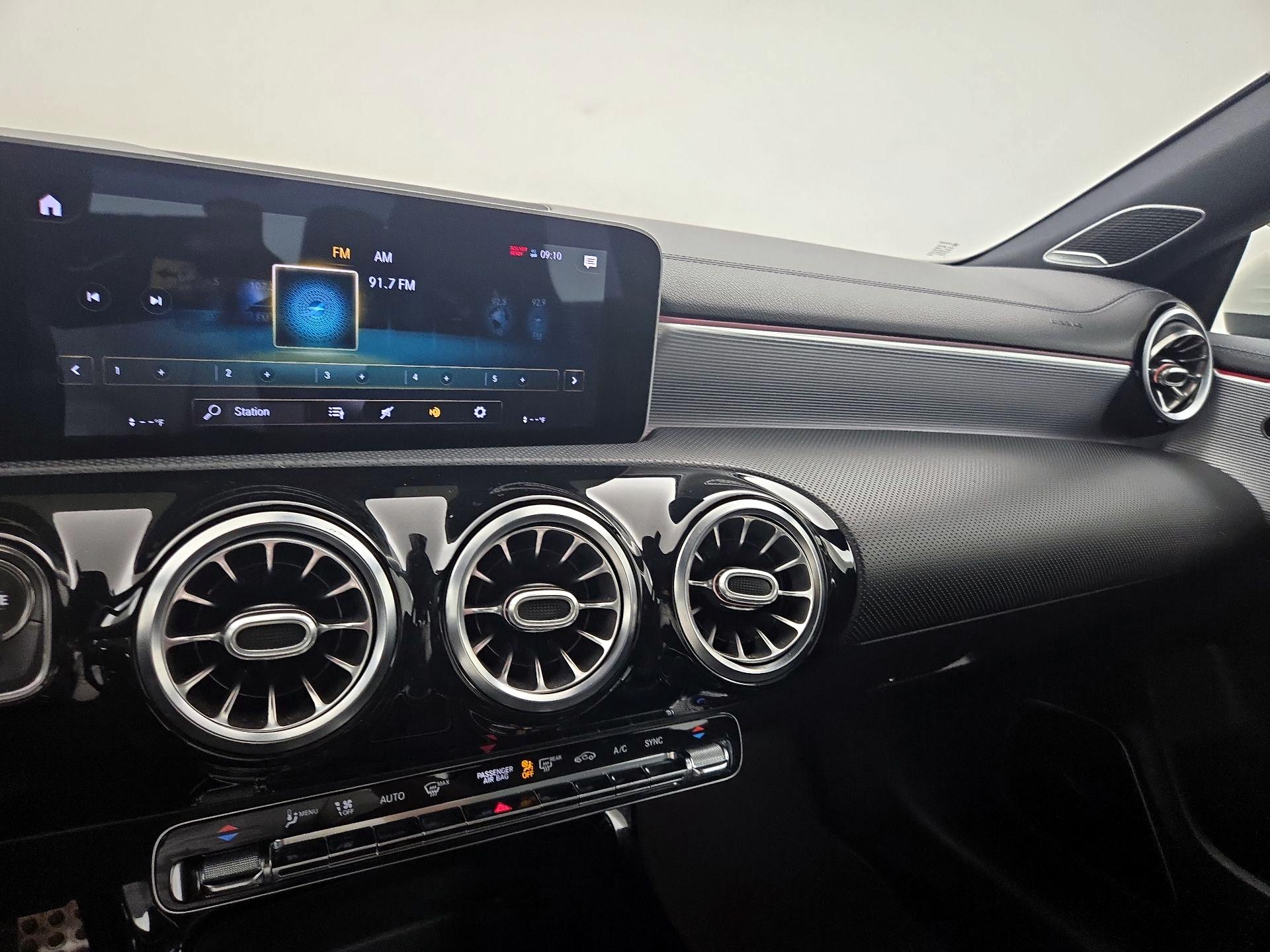 Thumbnail: 2020 Mercedes-Benz CLA - 15