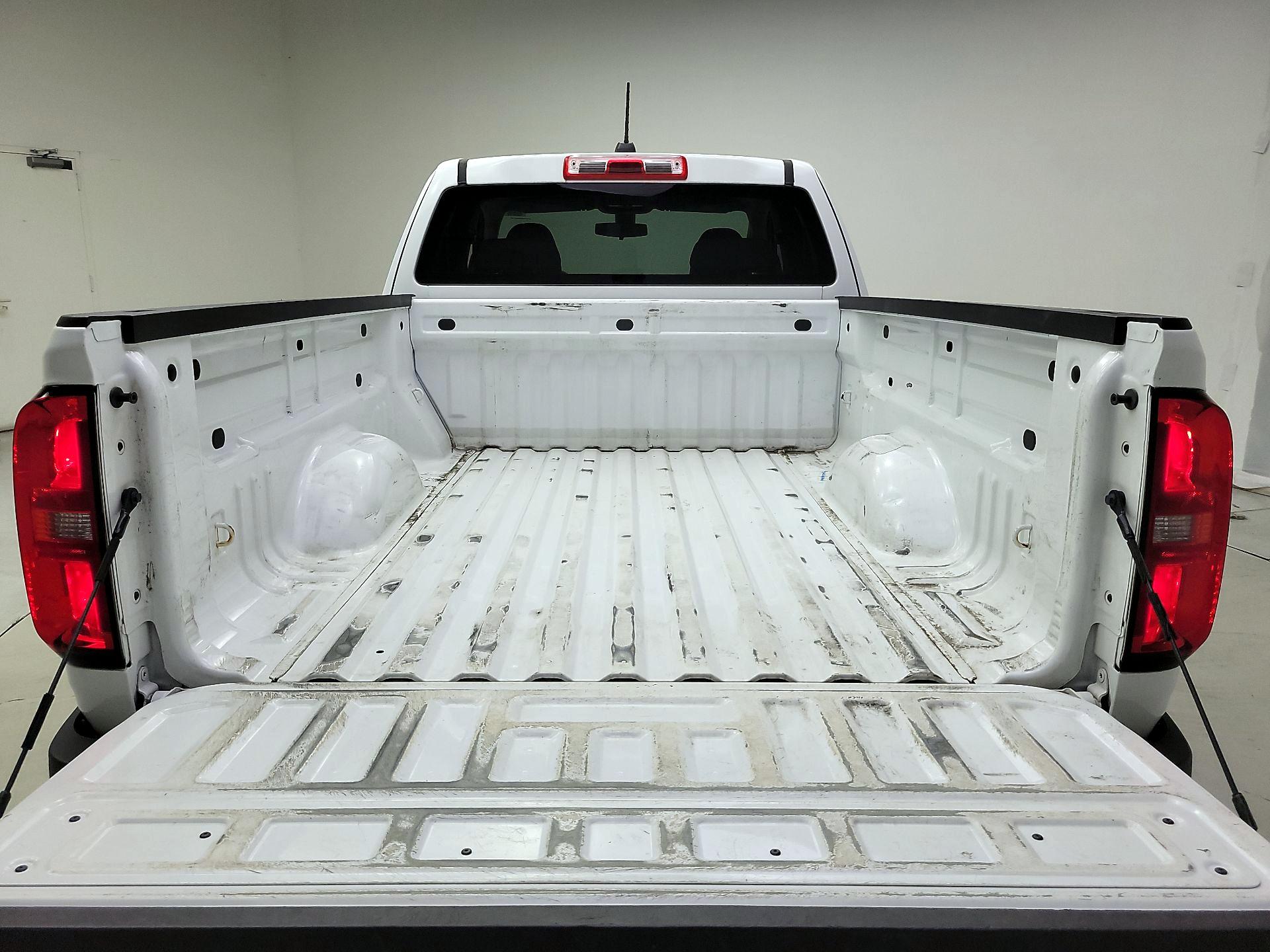 Thumbnail: 2022 Chevrolet Colorado - 20
