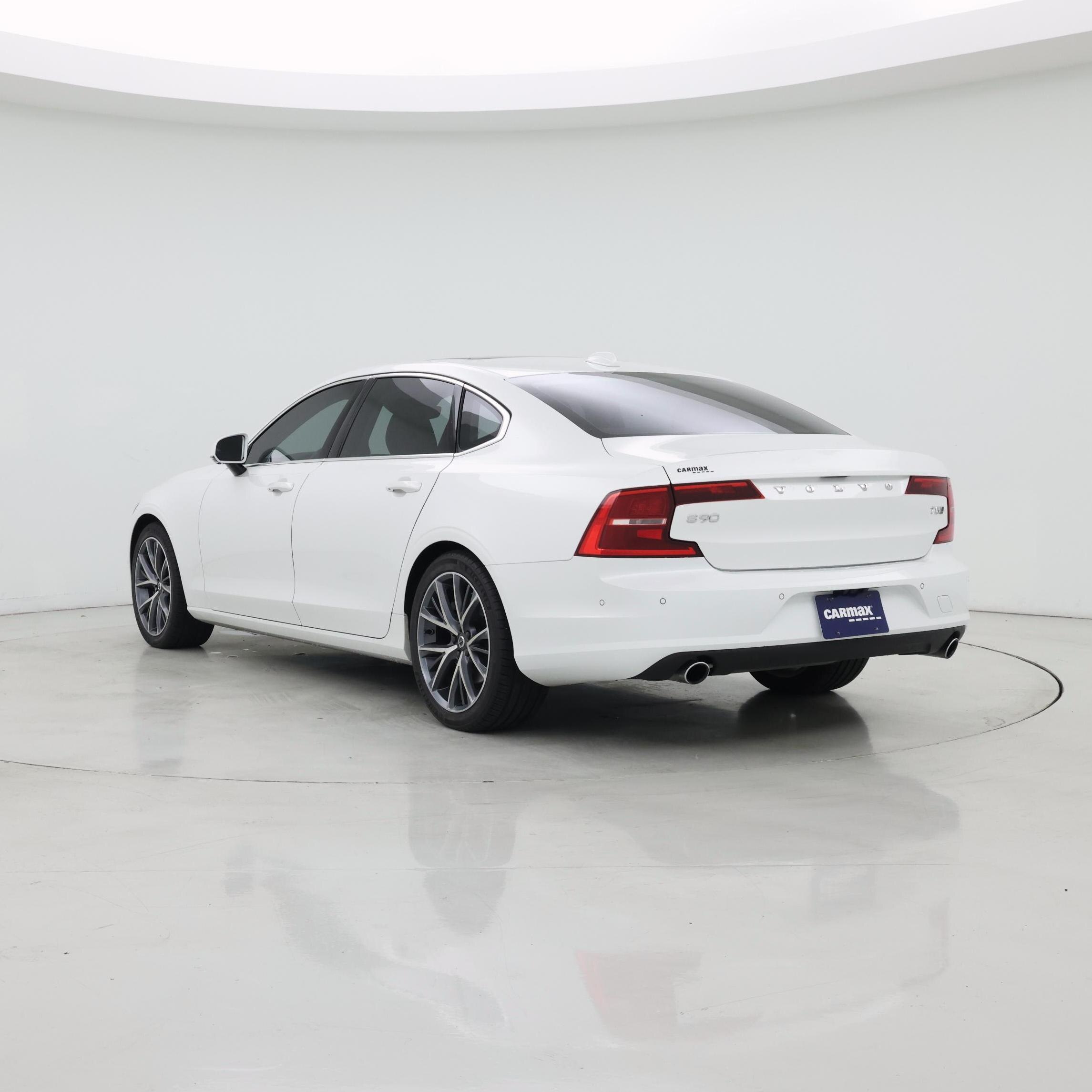 Thumbnail: 2018 Volvo S90 - 2