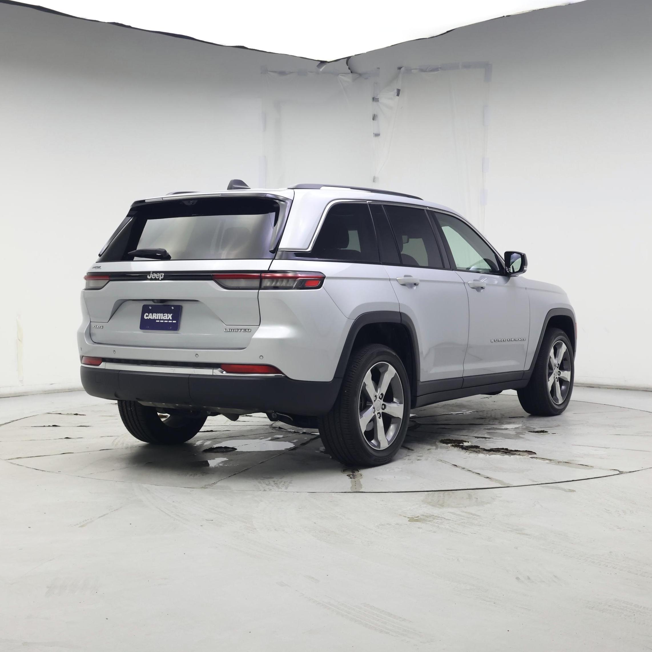 Thumbnail: 2022 Jeep Grand Cherokee - 8