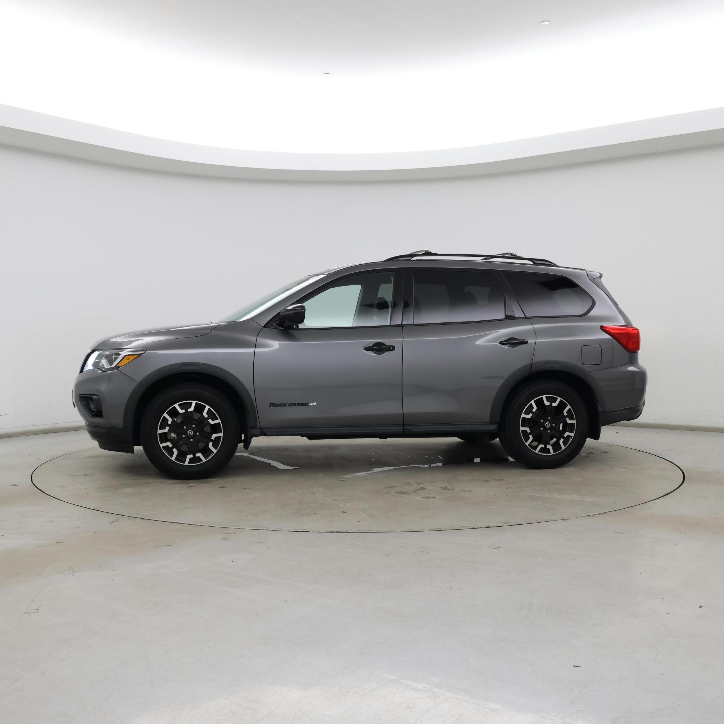 Thumbnail: 2020 Nissan Pathfinder - 3
