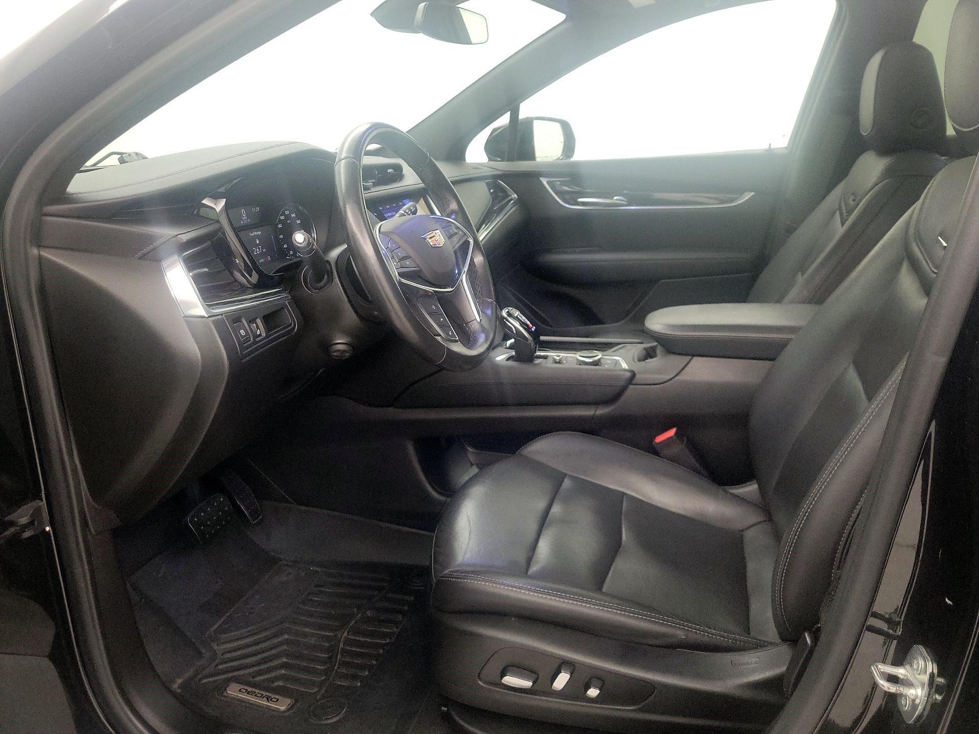 Thumbnail: 2020 Cadillac XT5 - 11