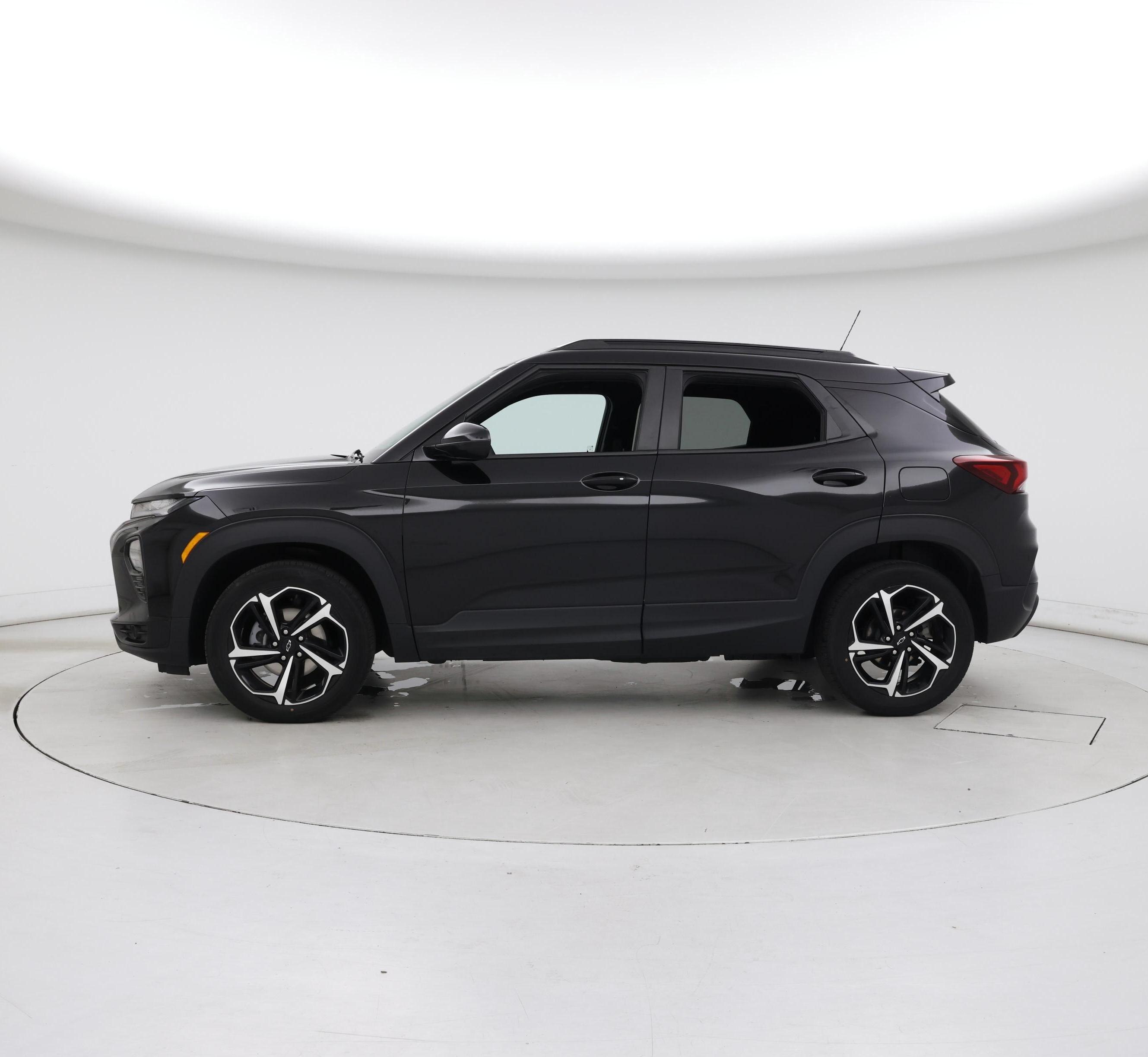Thumbnail: 2022 Chevrolet TrailBlazer - 3