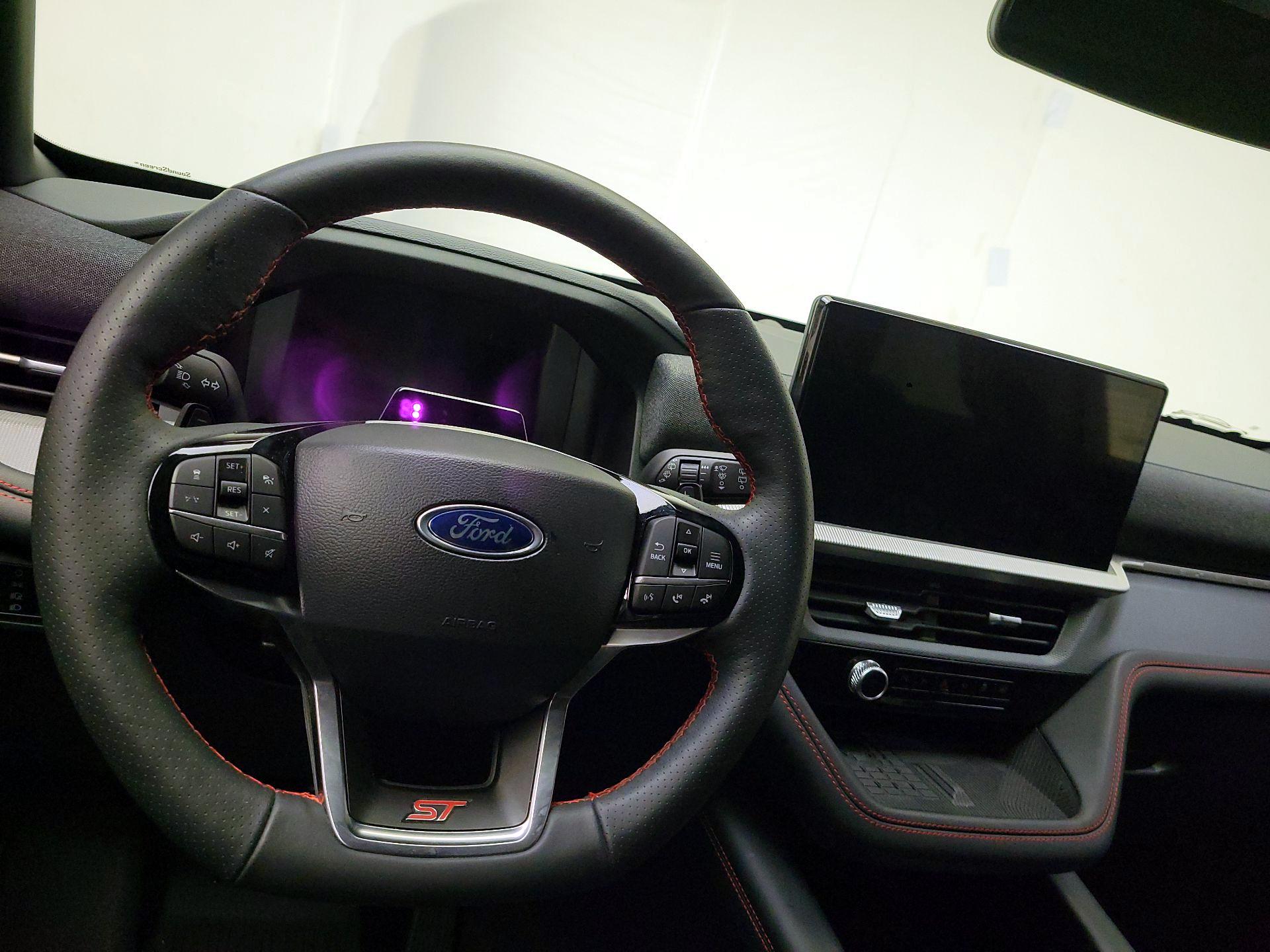 Thumbnail: 2025 Ford Explorer - 10