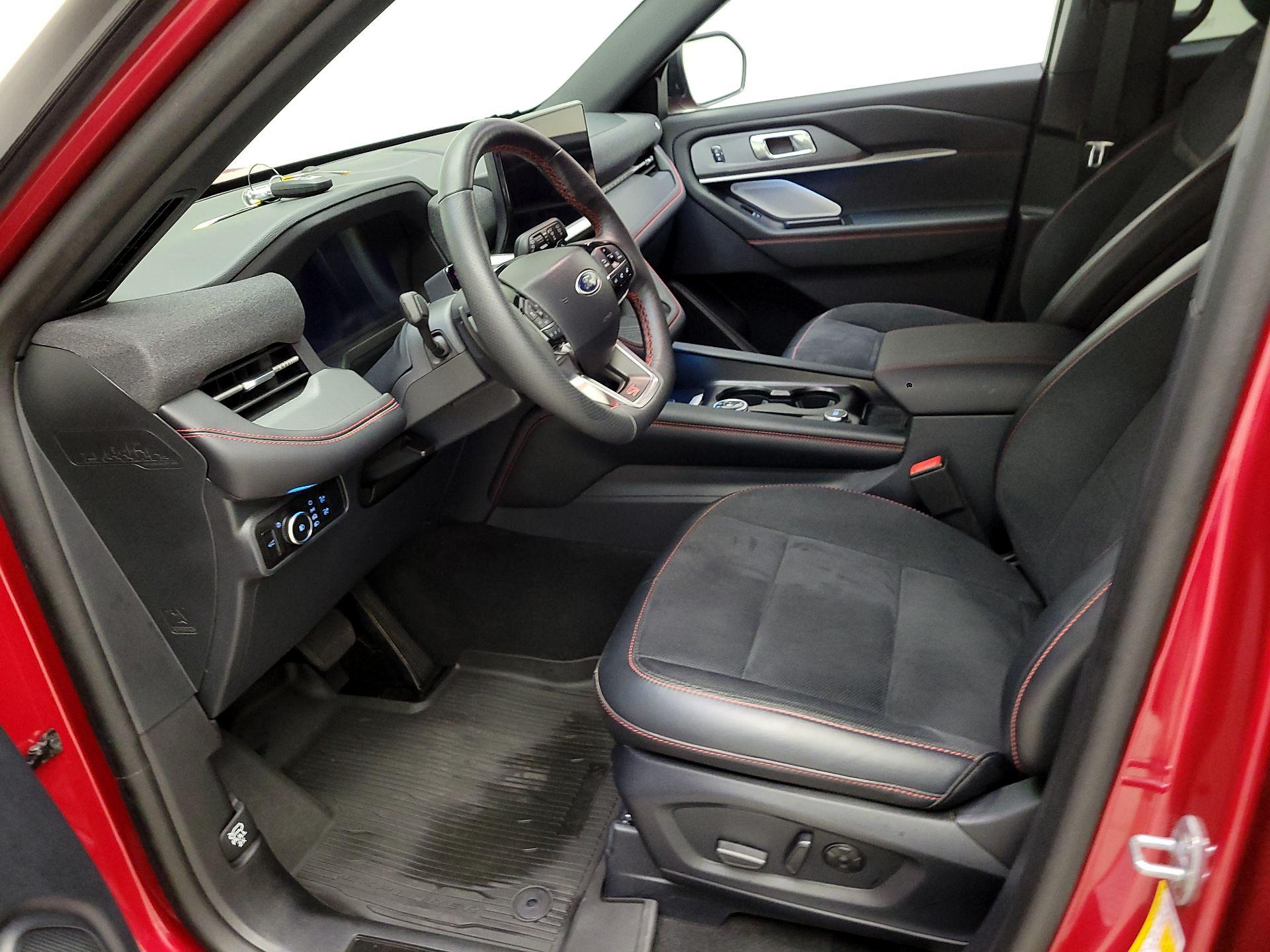 Thumbnail: 2025 Ford Explorer - 11