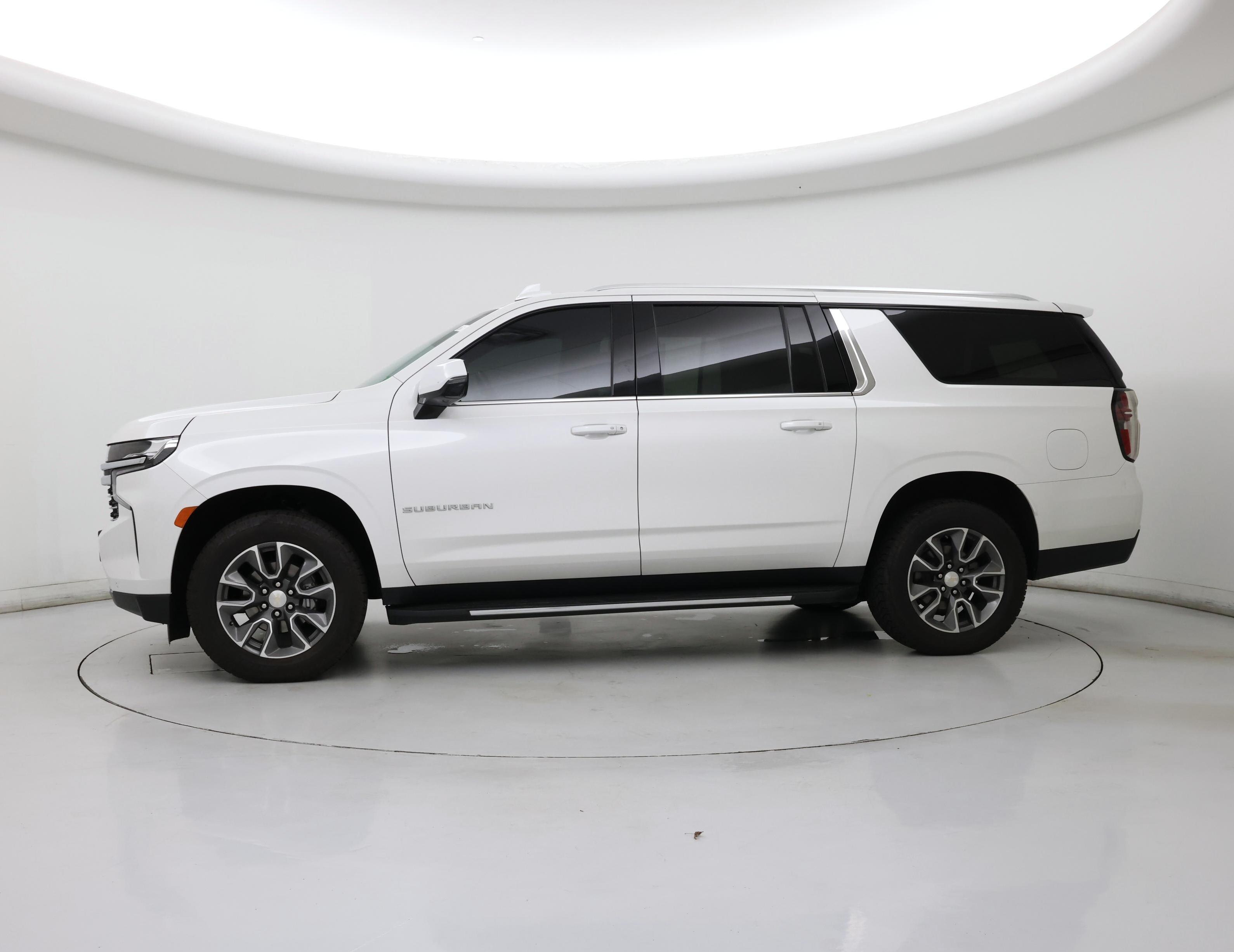 Thumbnail: 2021 Chevrolet Suburban - 3
