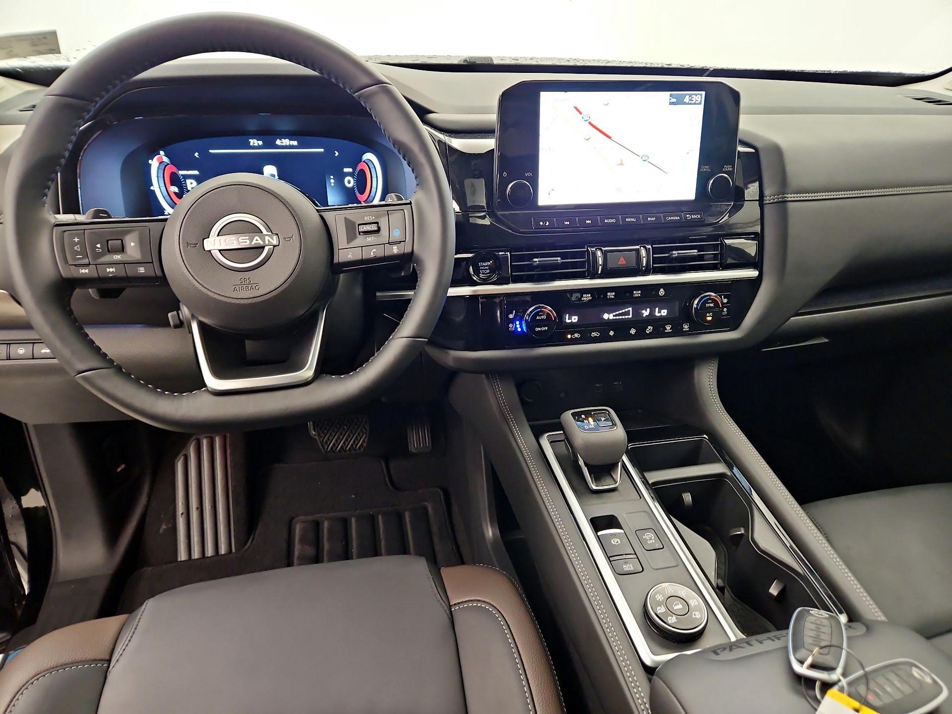 Thumbnail: 2025 Nissan Pathfinder - 9