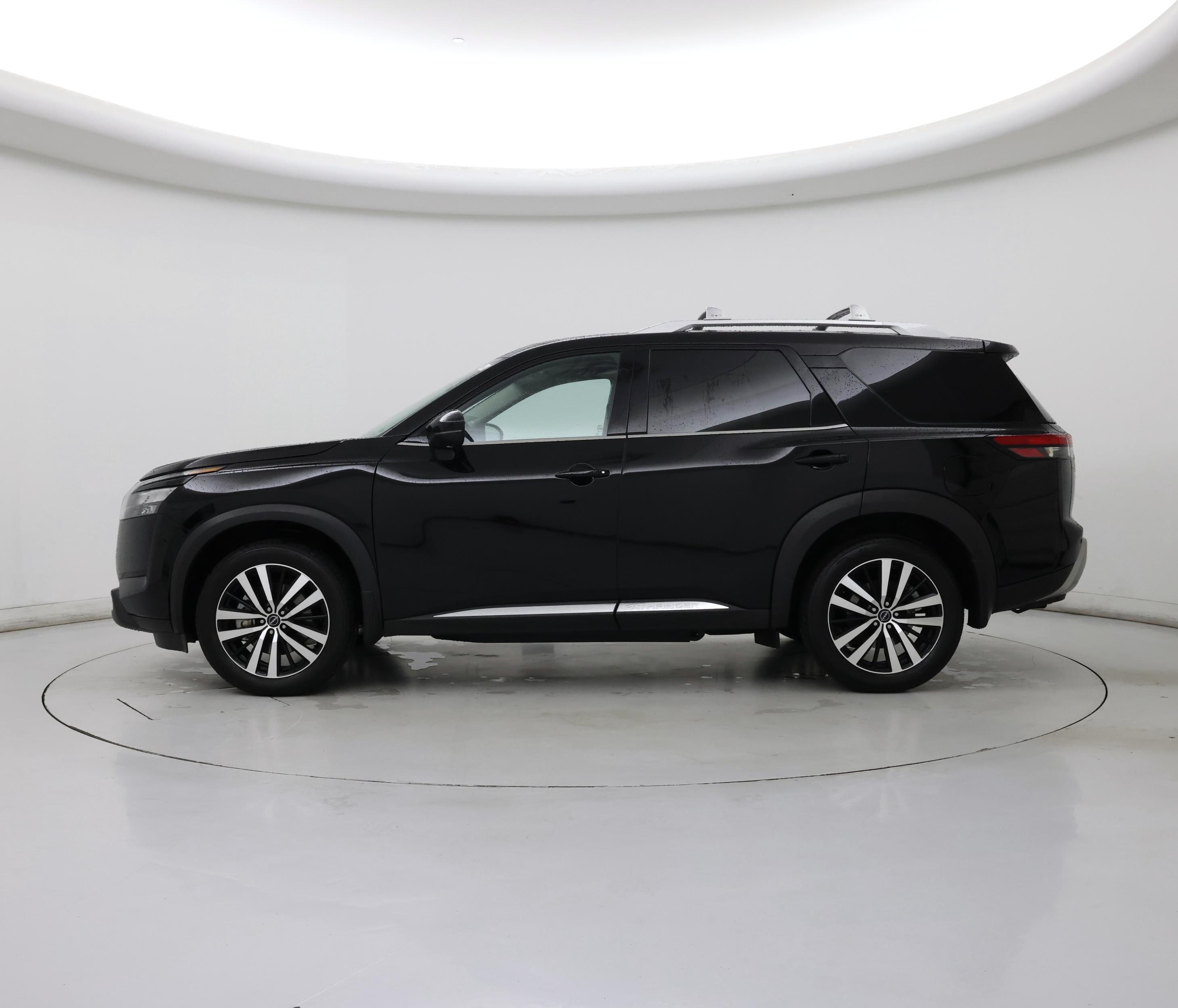 Thumbnail: 2025 Nissan Pathfinder - 3